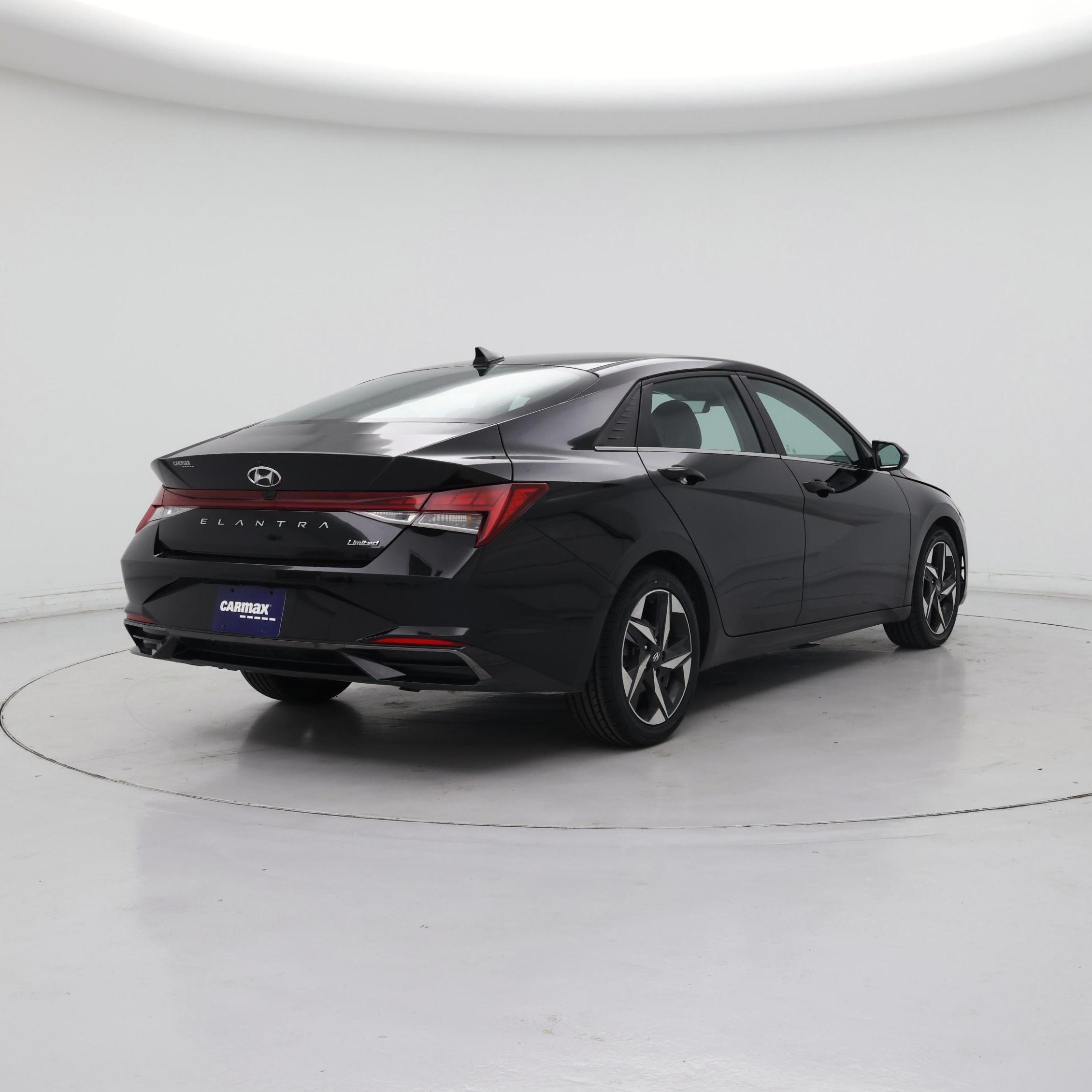 Thumbnail: 2021 Hyundai Elantra - 8