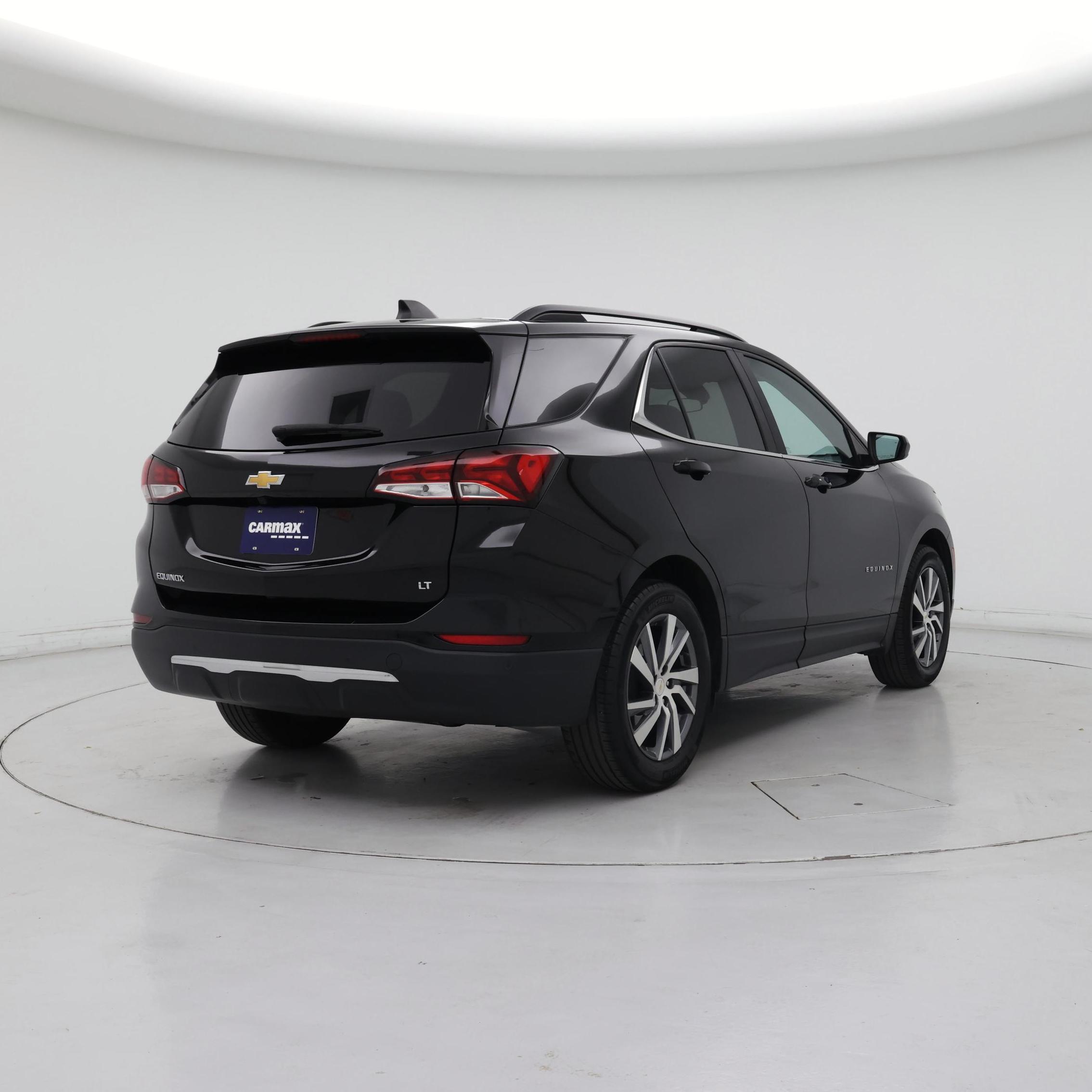 Thumbnail: 2022 Chevrolet Equinox - 8