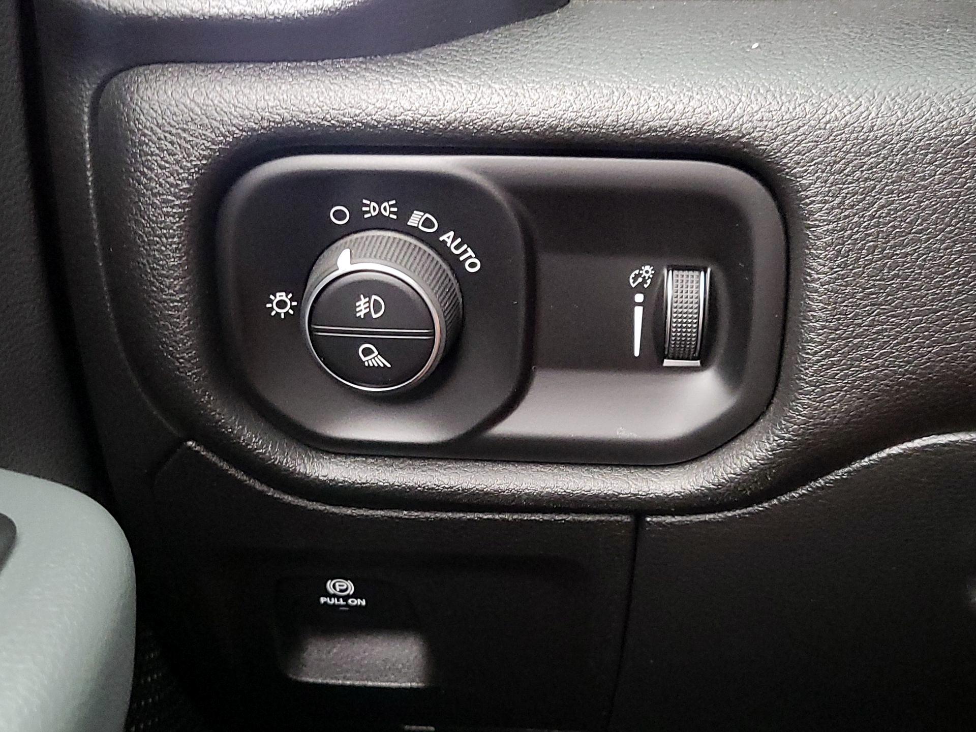 Thumbnail: 2021 RAM 1500 - 13