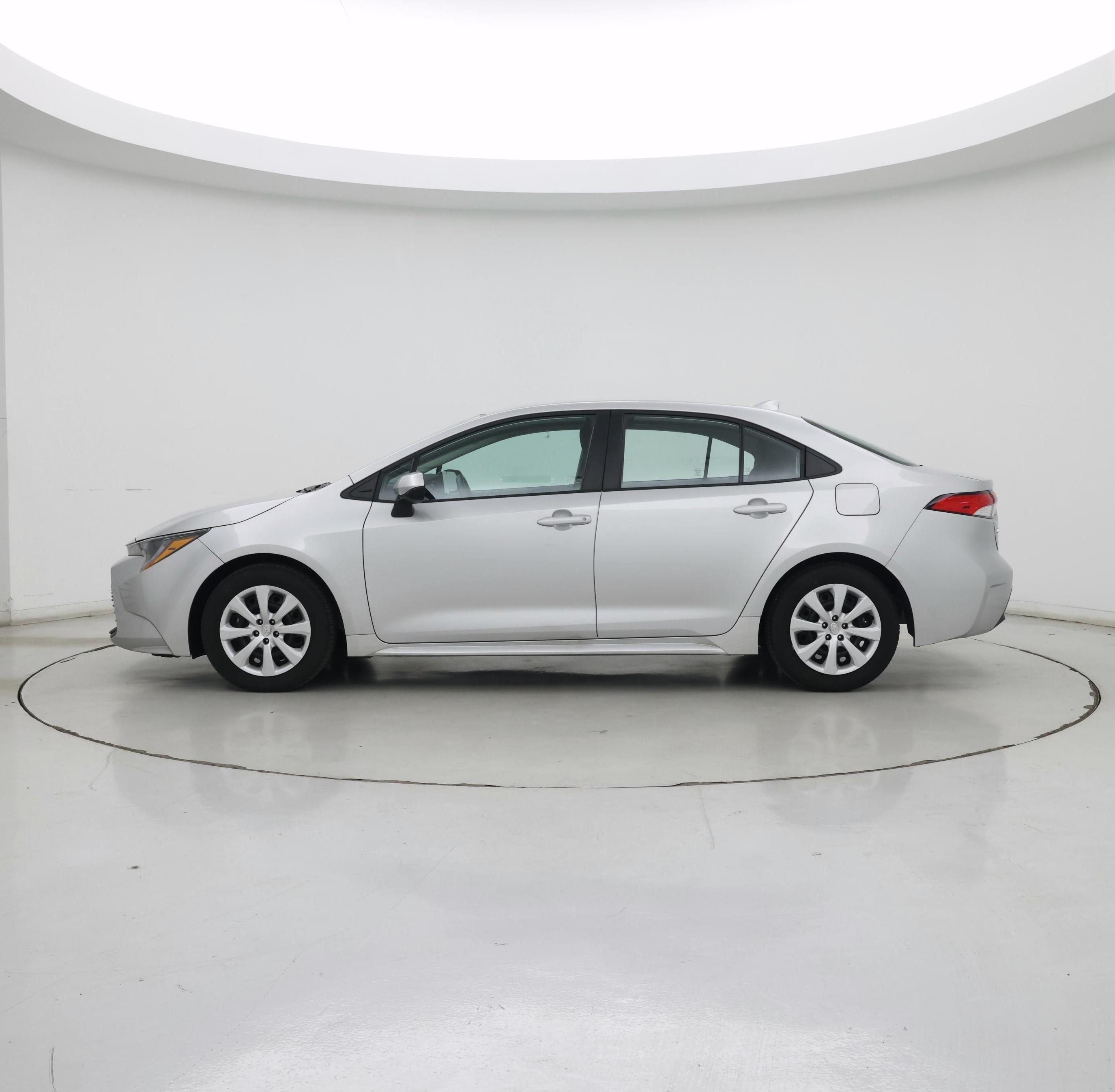 Thumbnail: 2024 Toyota Corolla - 3