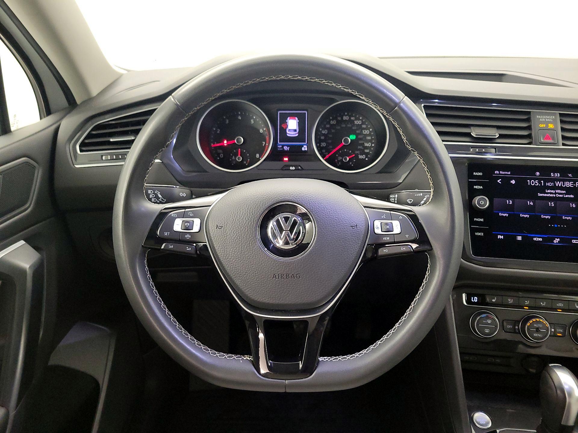 Thumbnail: 2021 Volkswagen Tiguan - 10