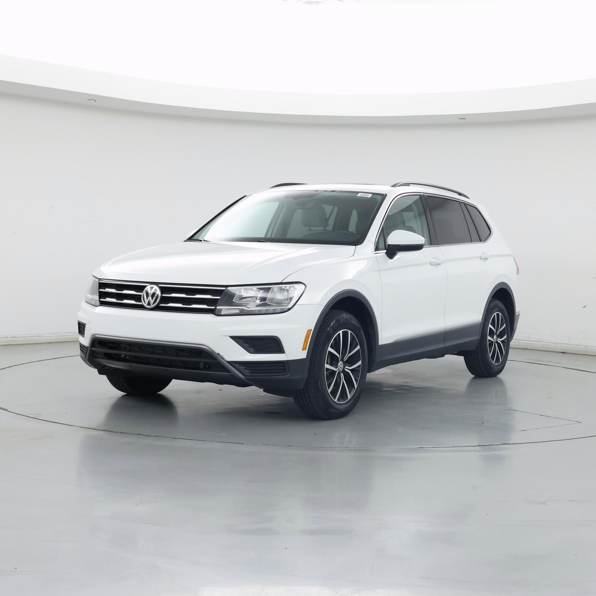 Thumbnail: 2021 Volkswagen Tiguan - 4