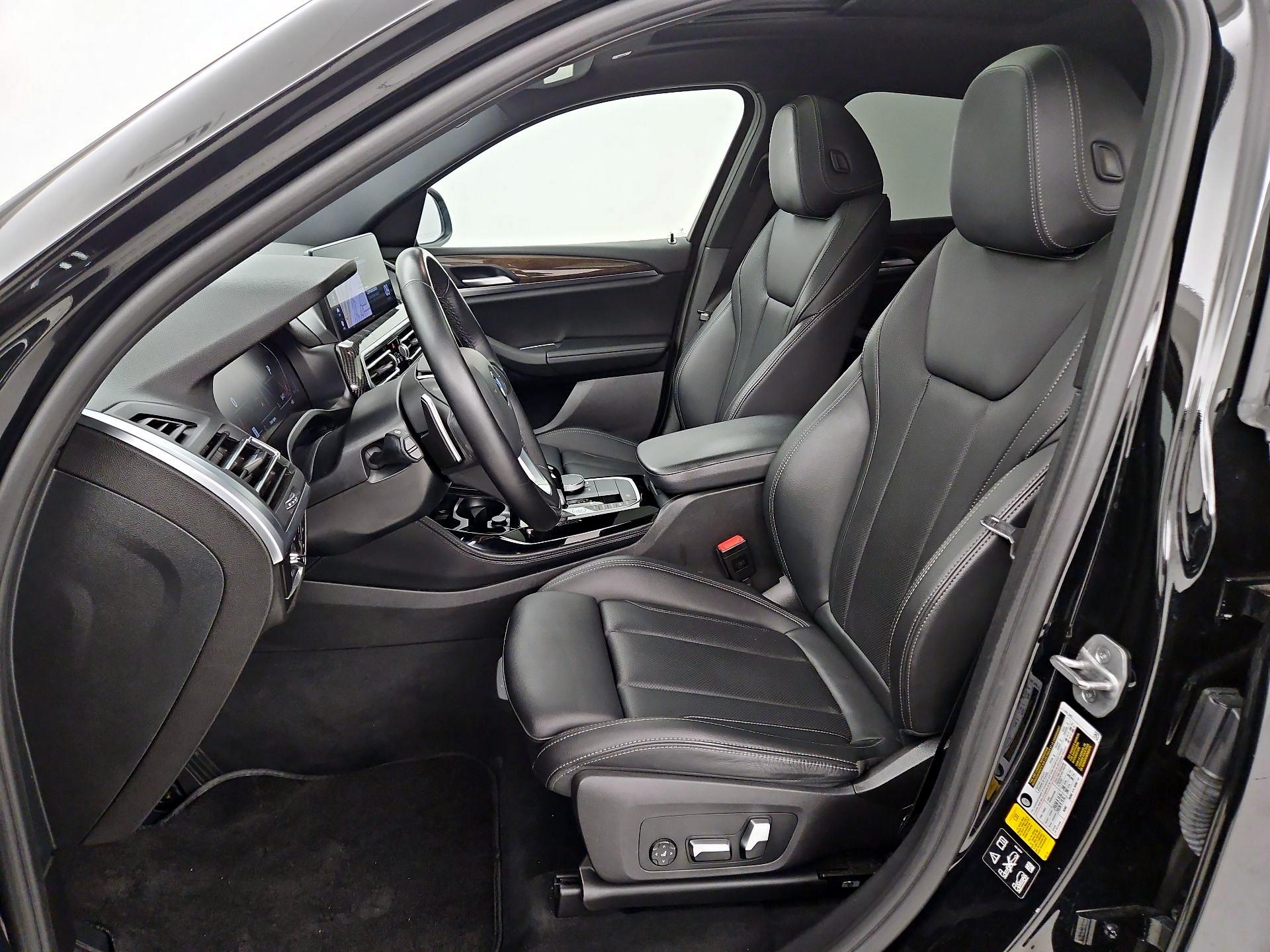 Thumbnail: 2022 BMW X4 - 11