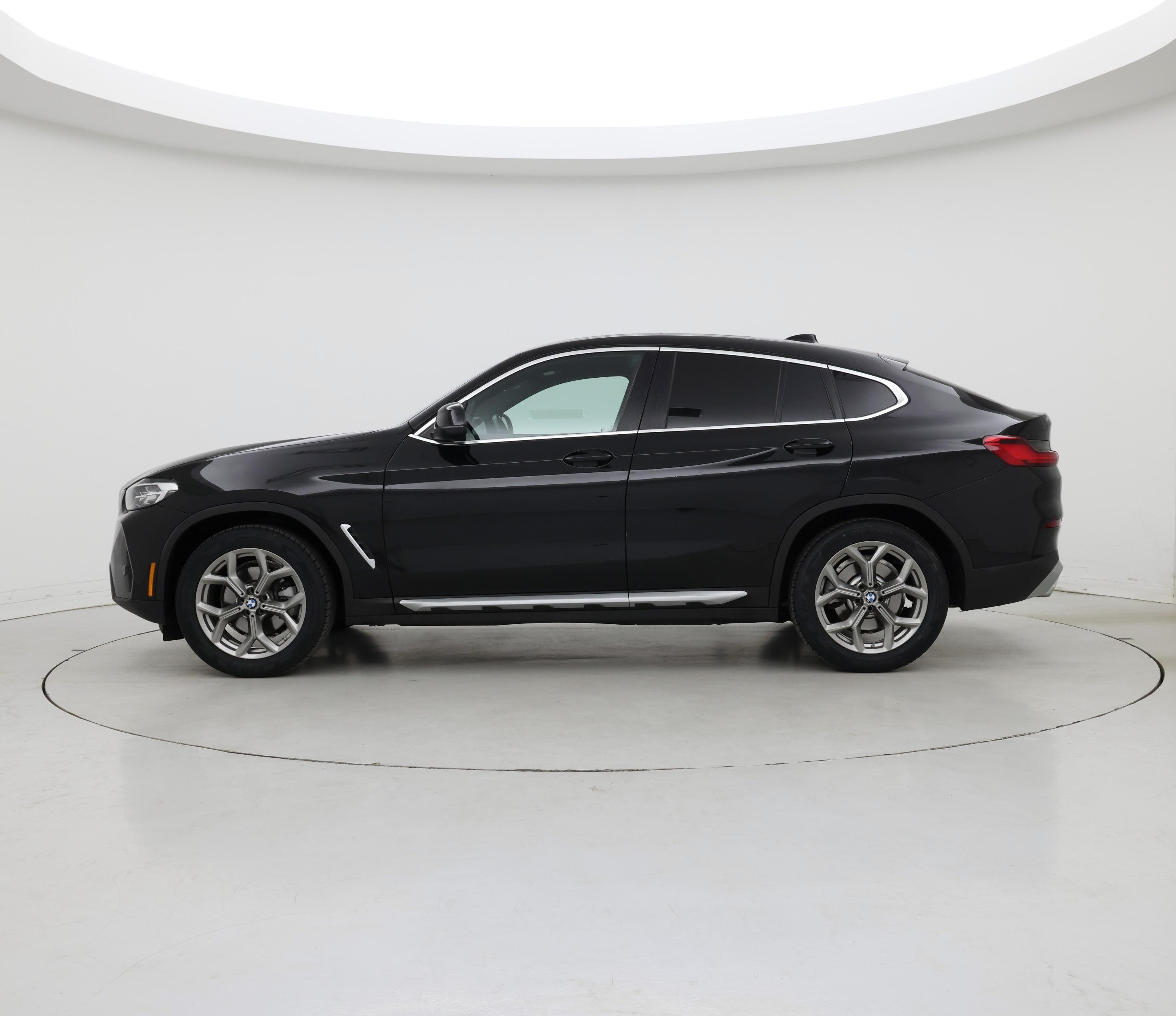 Thumbnail: 2022 BMW X4 - 3