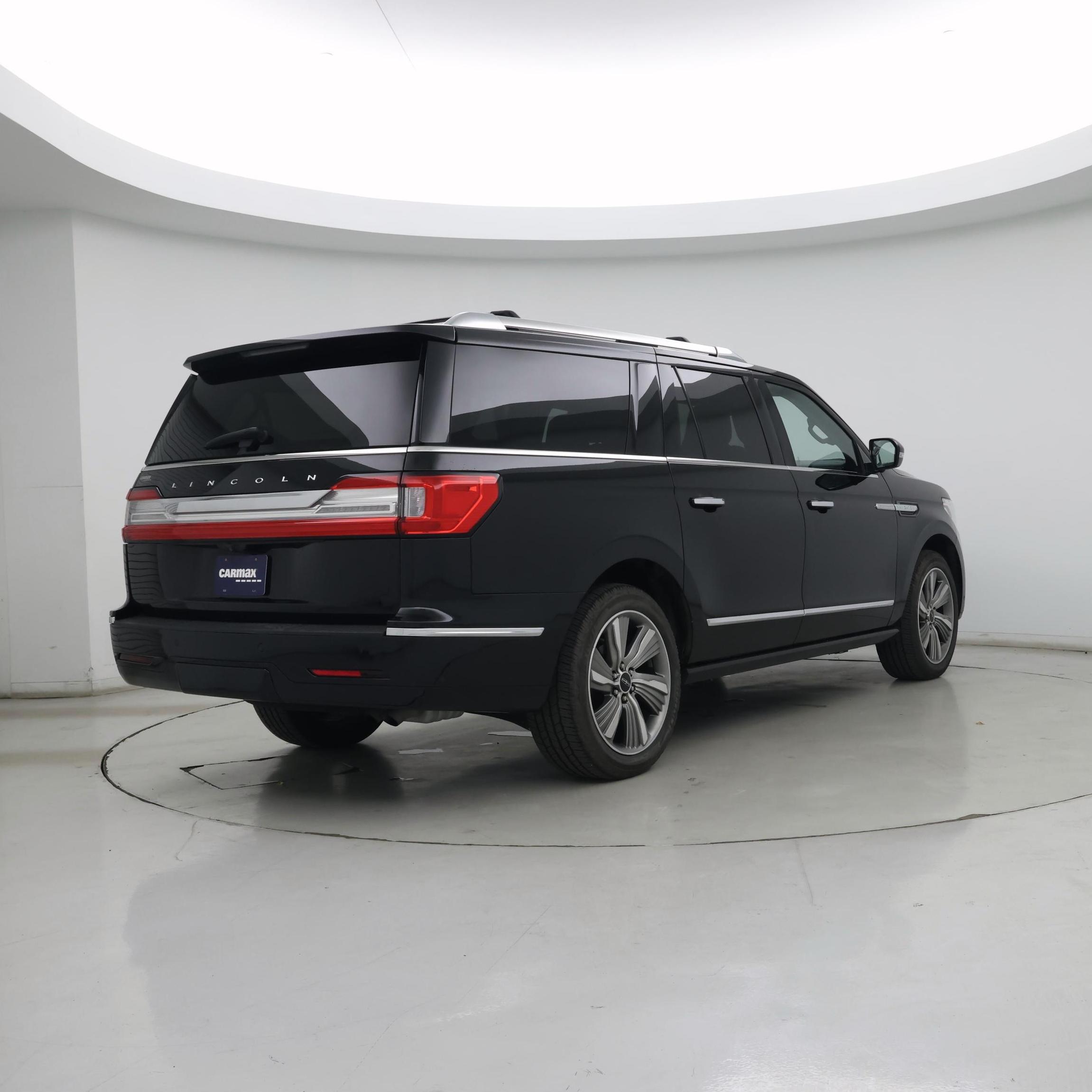 Thumbnail: 2018 Lincoln Navigator L - 8