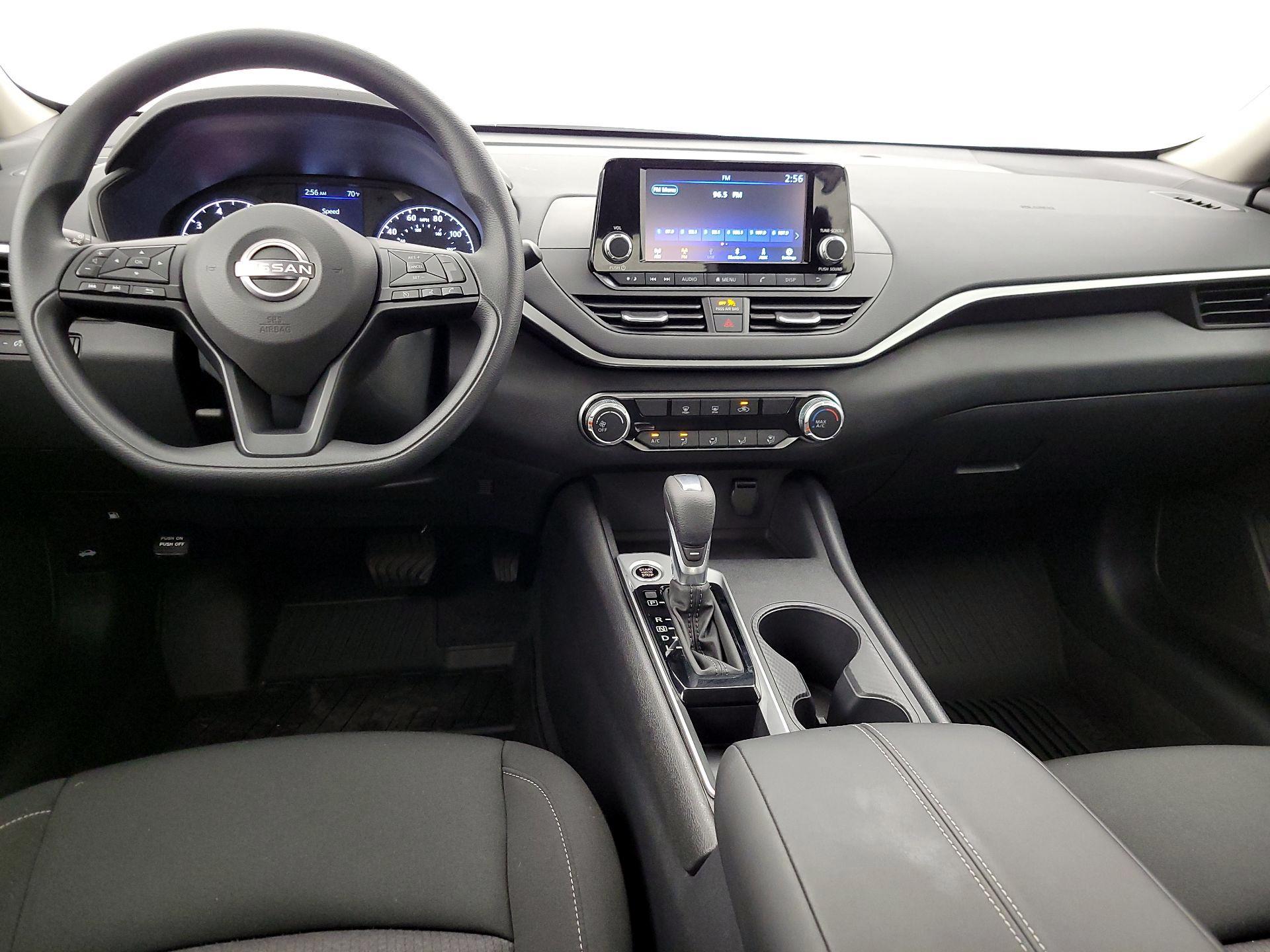 Thumbnail: 2023 Nissan Altima - 9