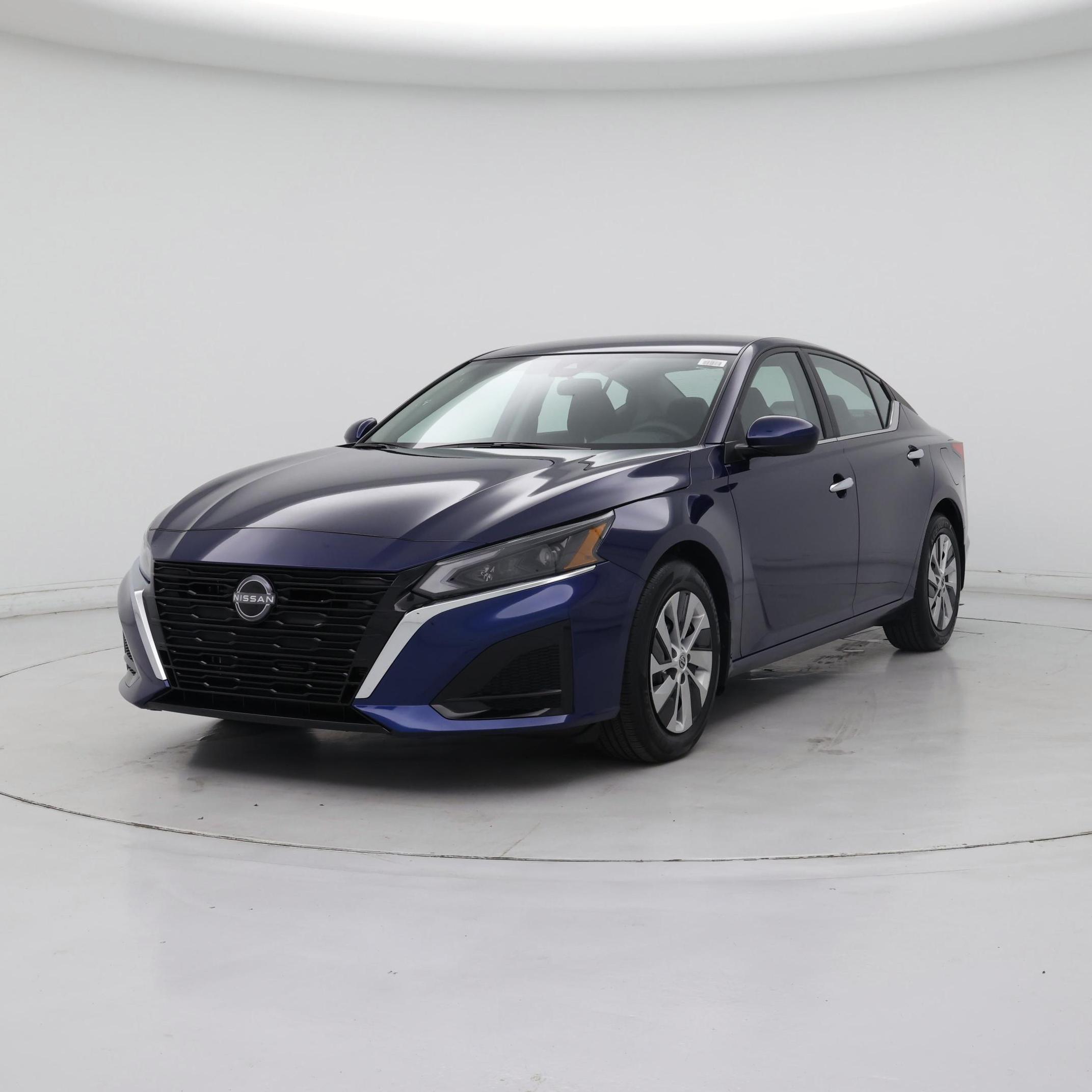 Thumbnail: 2023 Nissan Altima - 4