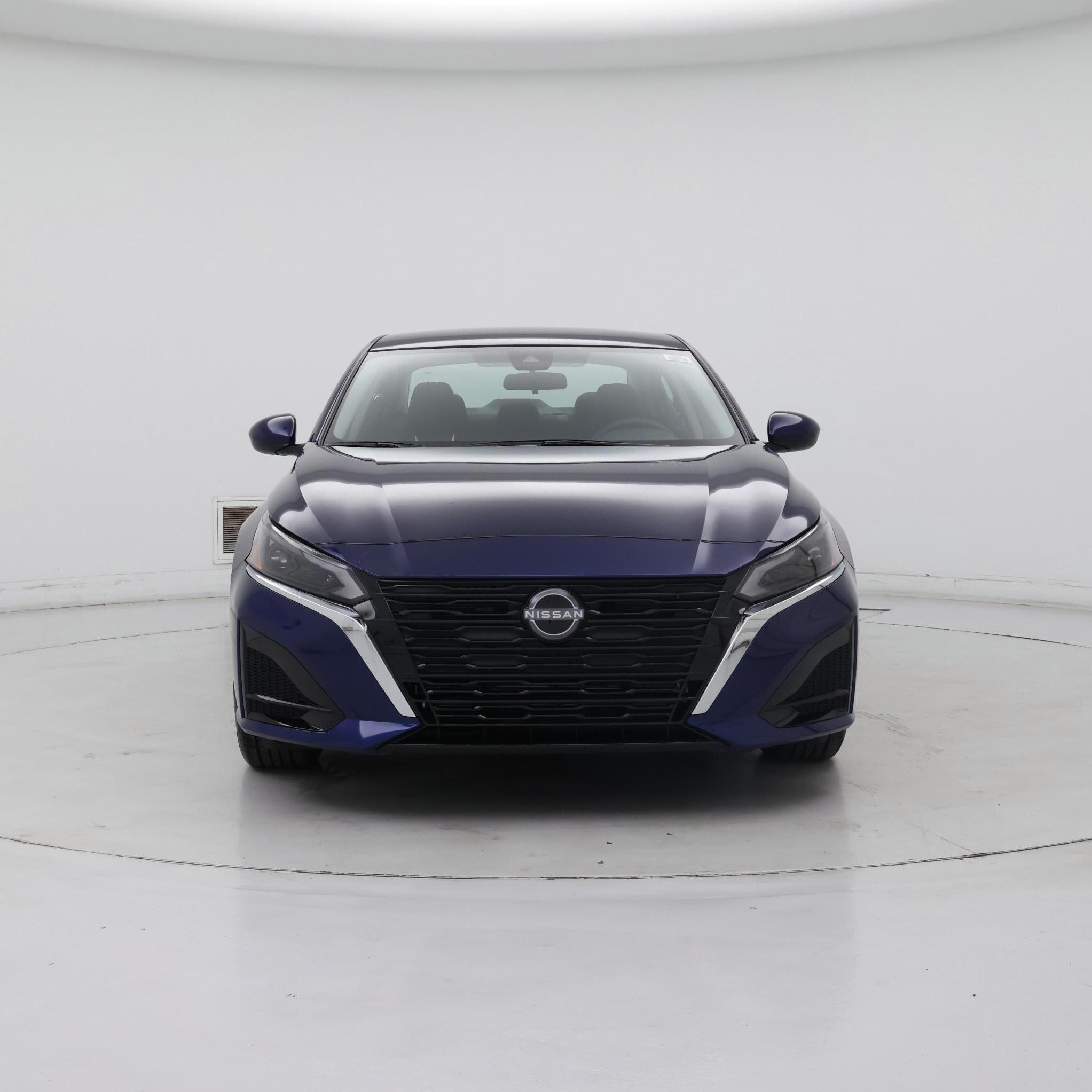Thumbnail: 2023 Nissan Altima - 5
