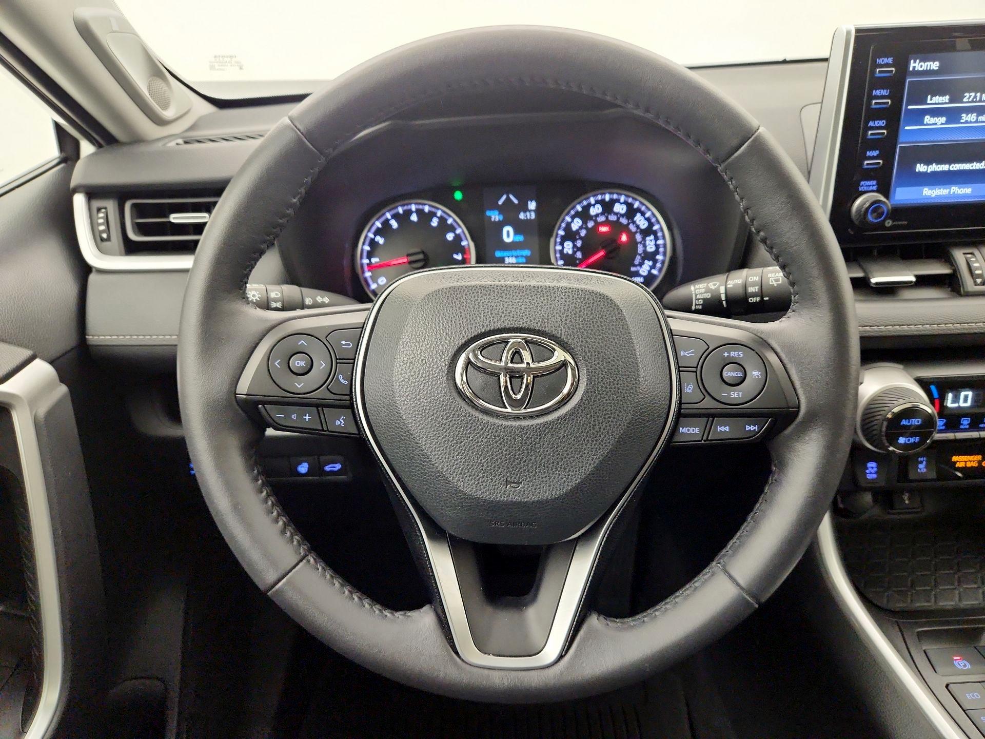 Thumbnail: 2021 Toyota RAV4 - 10