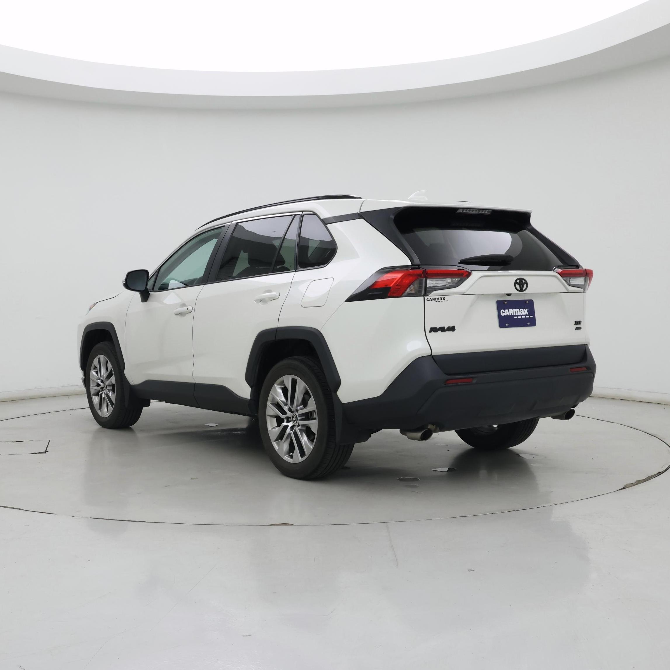 Thumbnail: 2021 Toyota RAV4 - 2