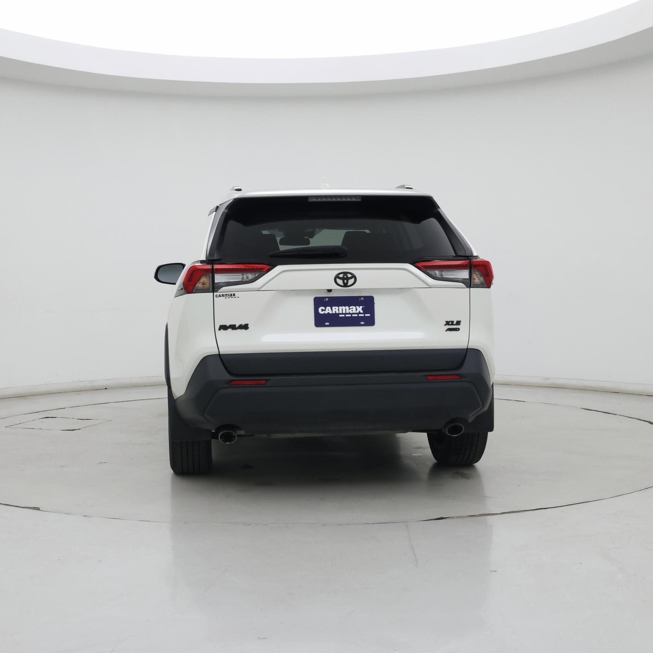 Thumbnail: 2021 Toyota RAV4 - 6
