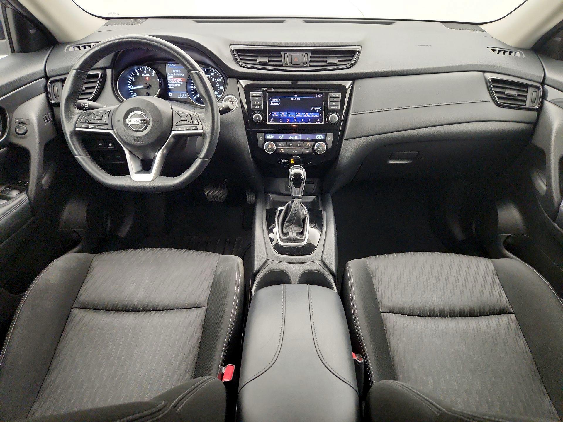 Thumbnail: 2018 Nissan Rogue - 9