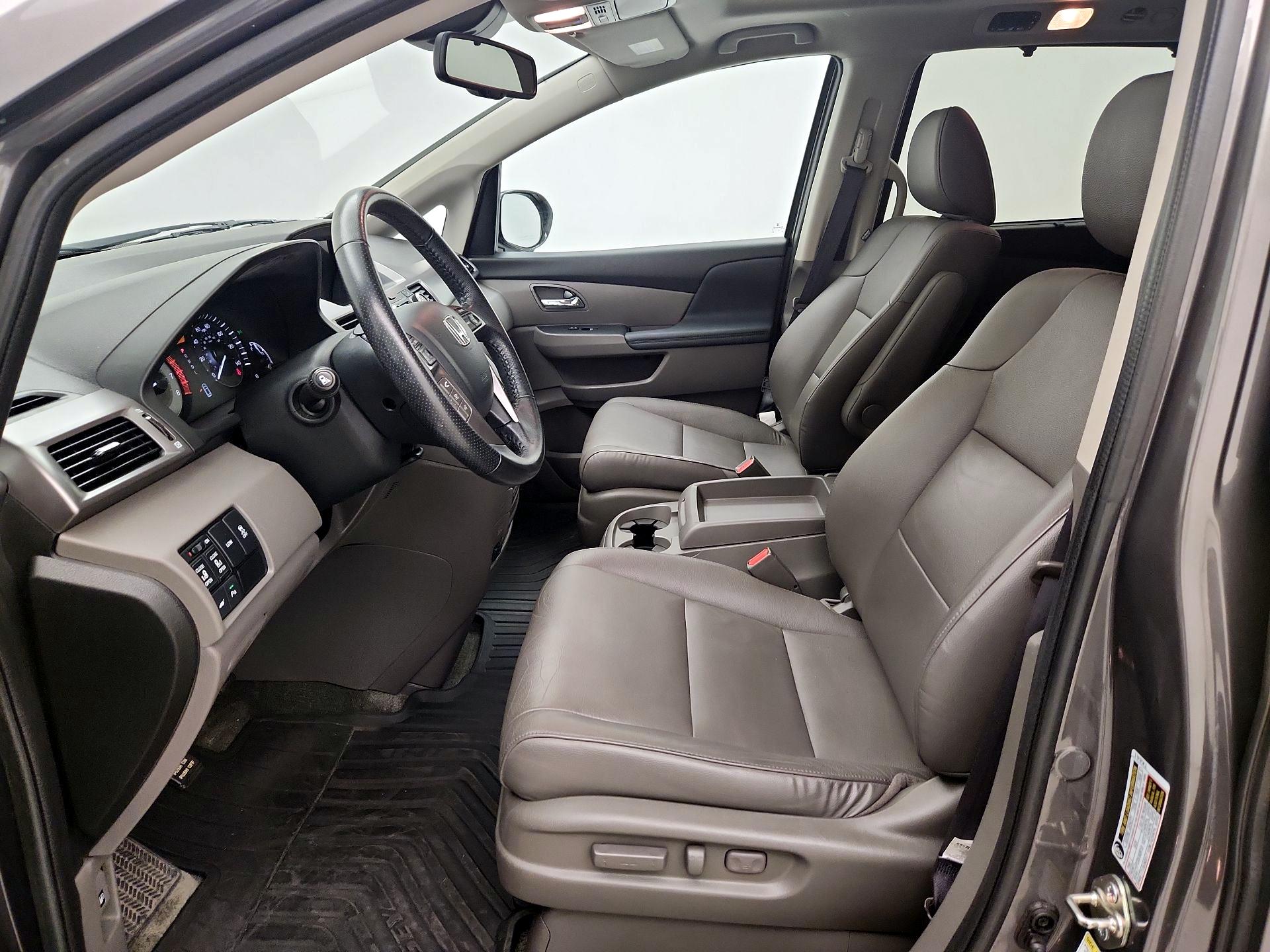 Thumbnail: 2015 Honda Odyssey - 11