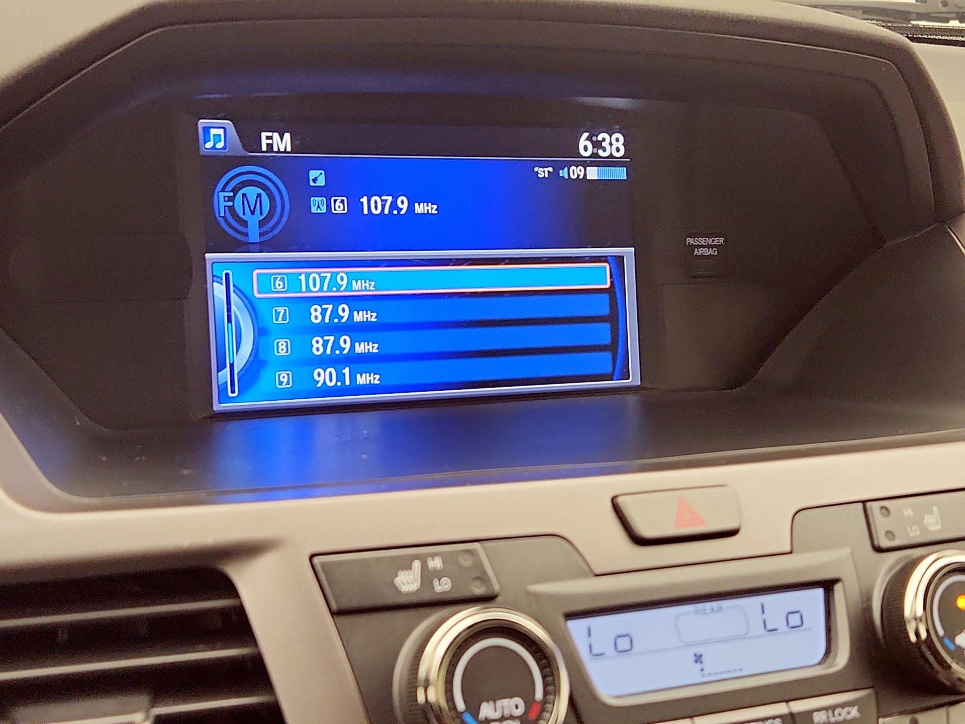 Thumbnail: 2015 Honda Odyssey - 15