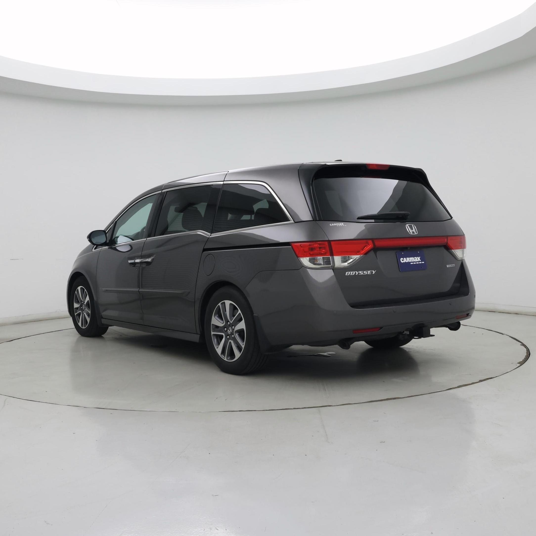 Thumbnail: 2015 Honda Odyssey - 2