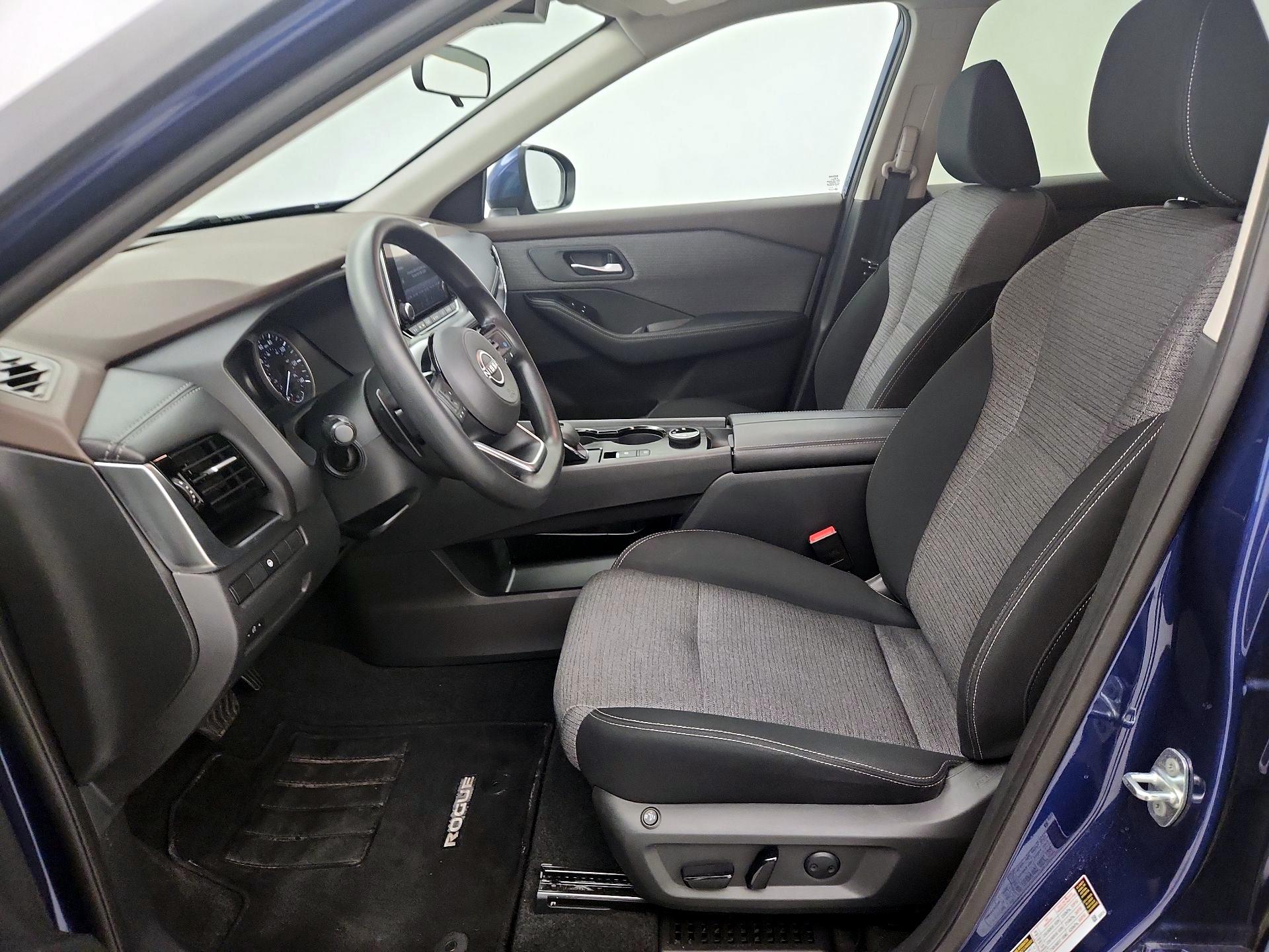 Thumbnail: 2023 Nissan Rogue - 11