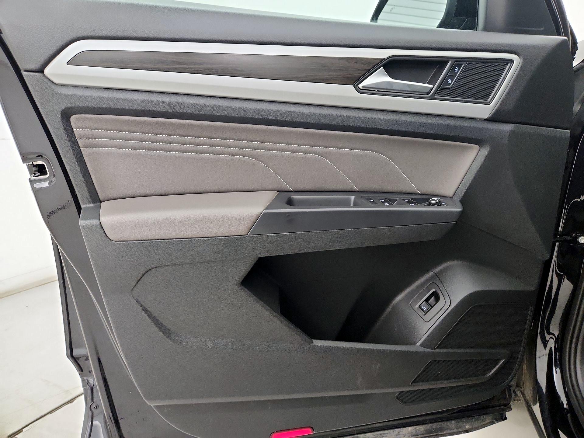 Thumbnail: 2021 Volkswagen Atlas - 12