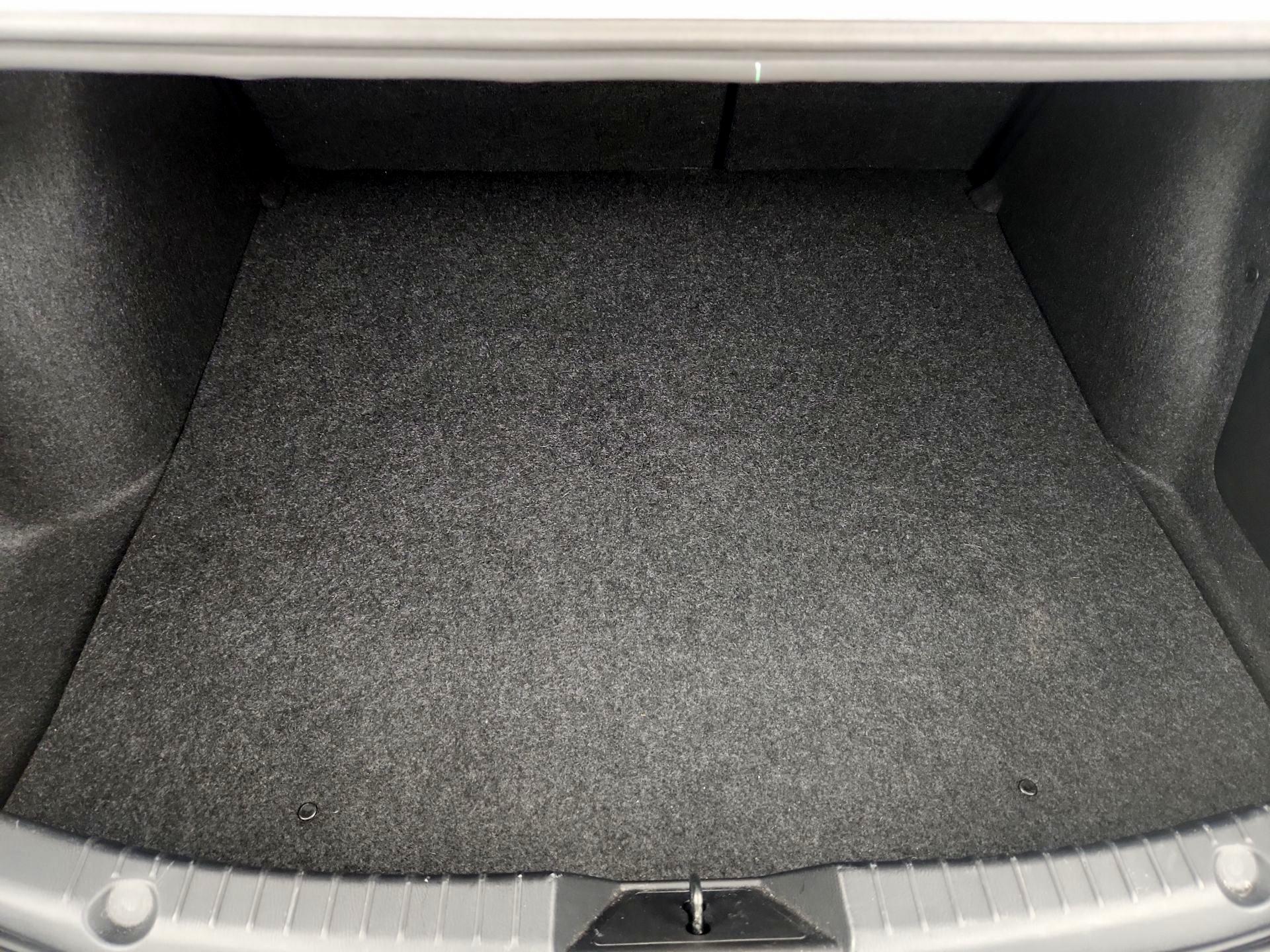 Thumbnail: 2014 Mazda Mazda3 - 19