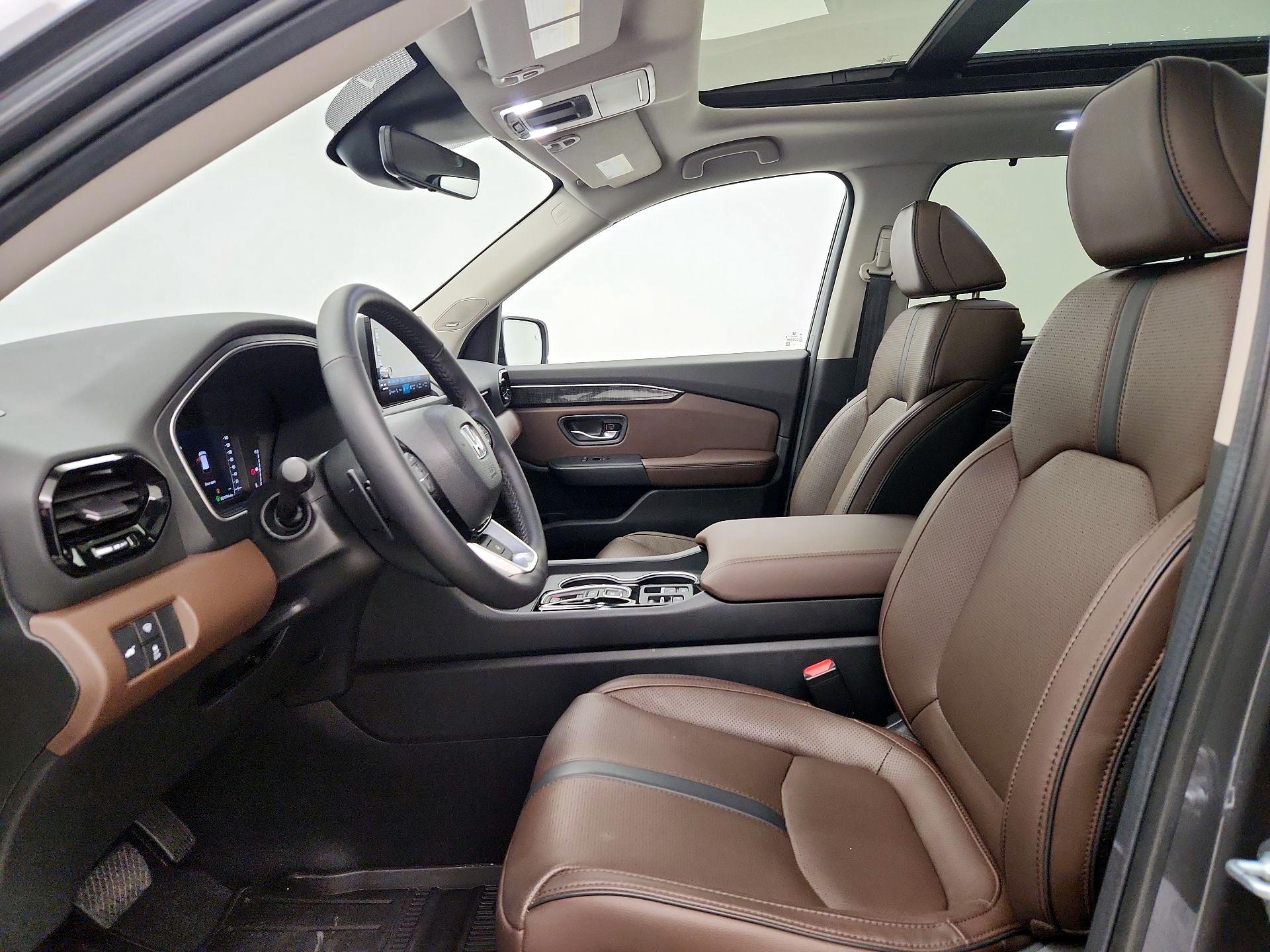 Thumbnail: 2025 Honda Pilot - 11