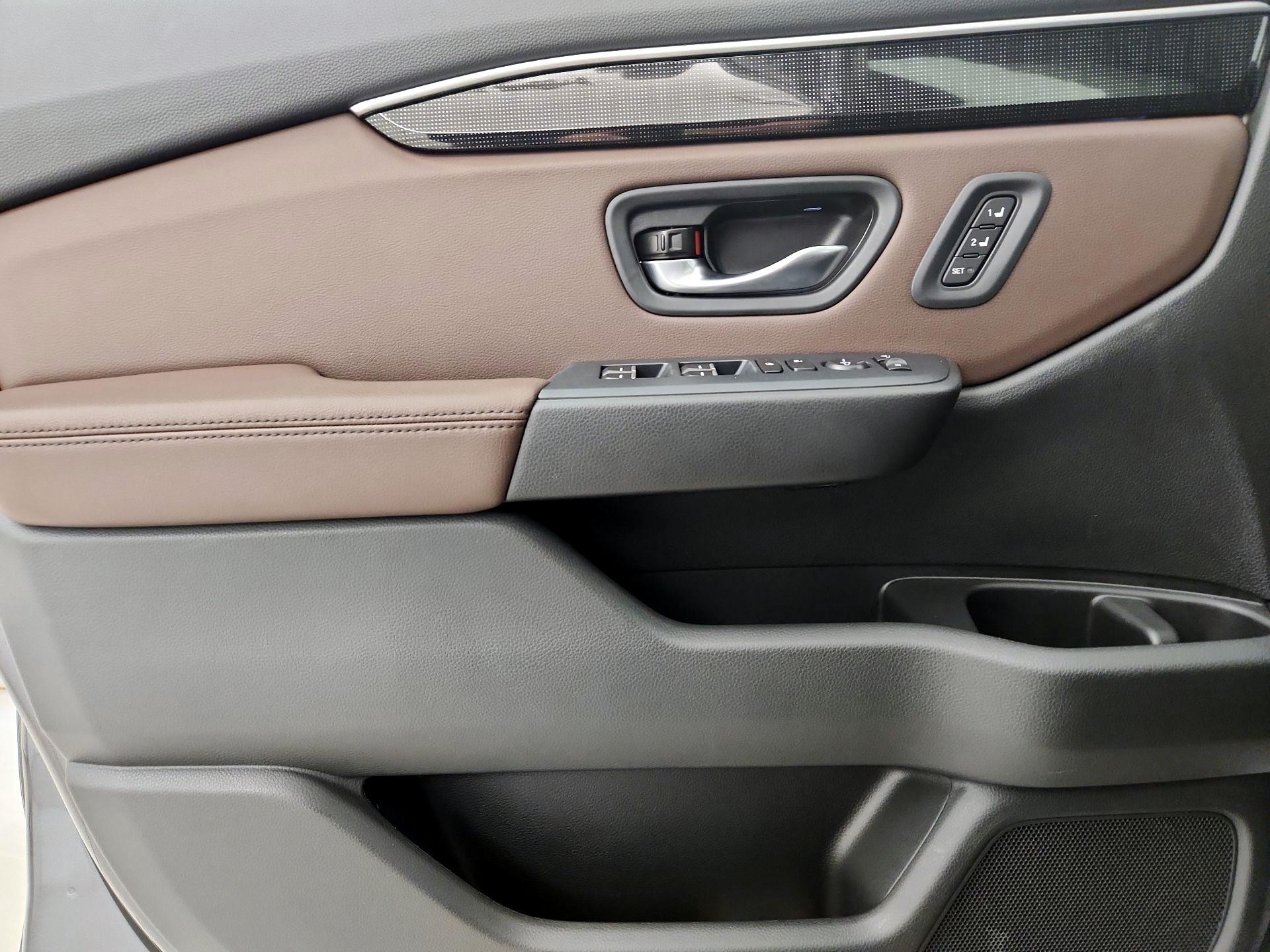 Thumbnail: 2025 Honda Pilot - 12