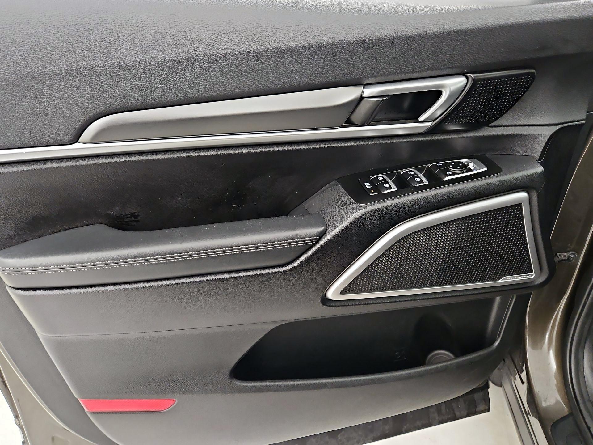 Thumbnail: 2020 Kia Telluride - 12