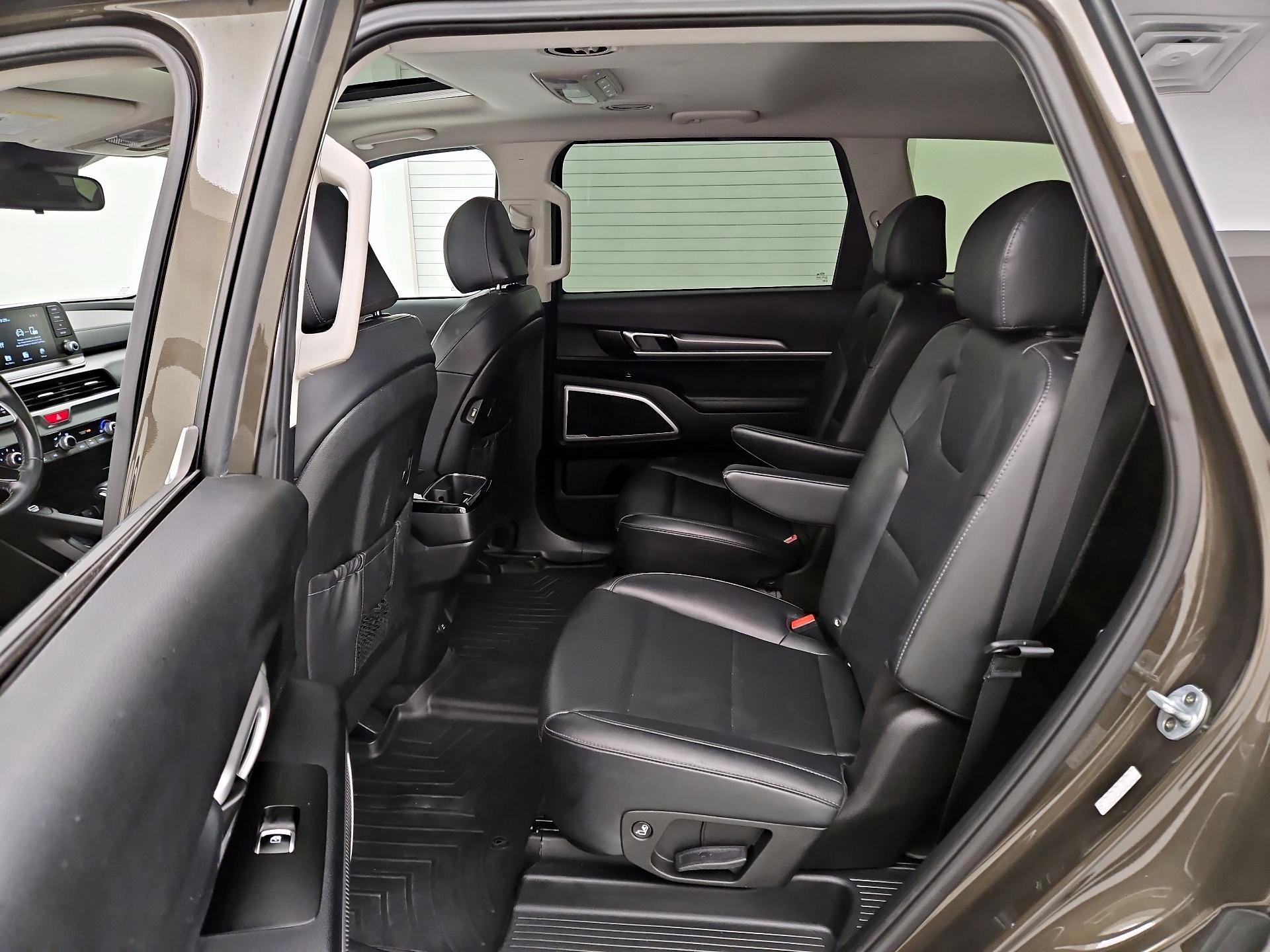 Thumbnail: 2020 Kia Telluride - 20