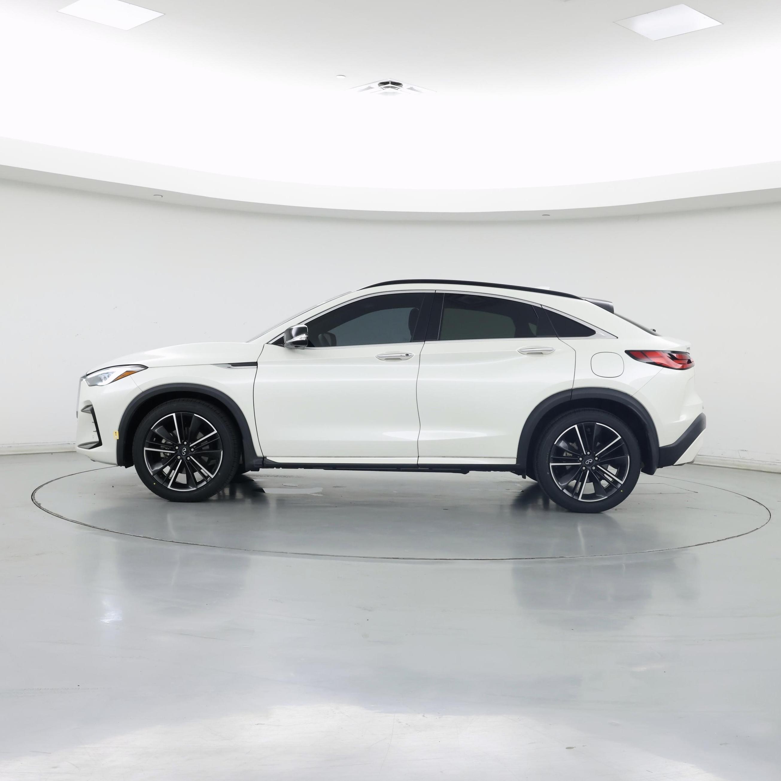 Thumbnail: 2022 INFINITI QX55 - 3