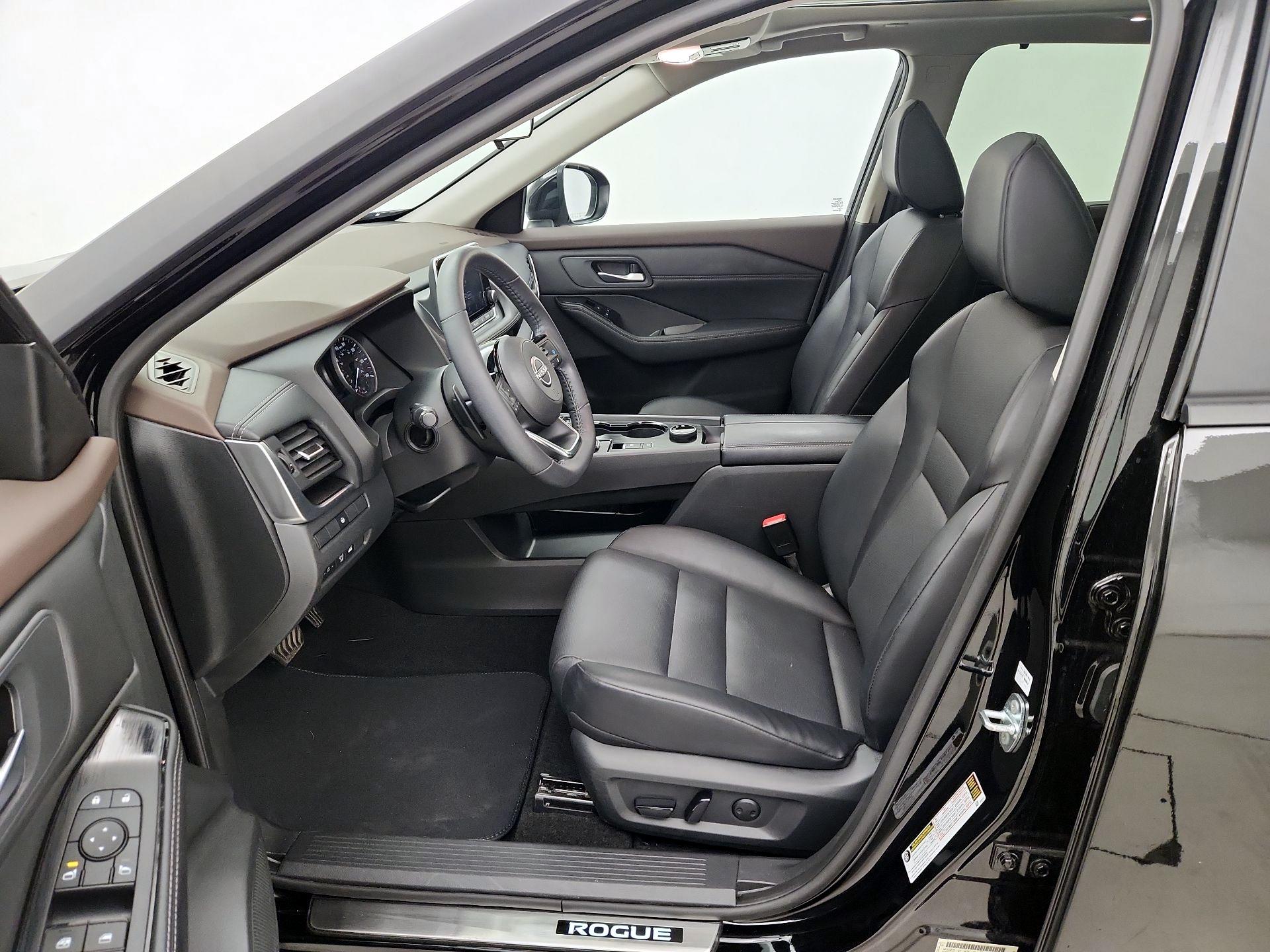 Thumbnail: 2023 Nissan Rogue - 11