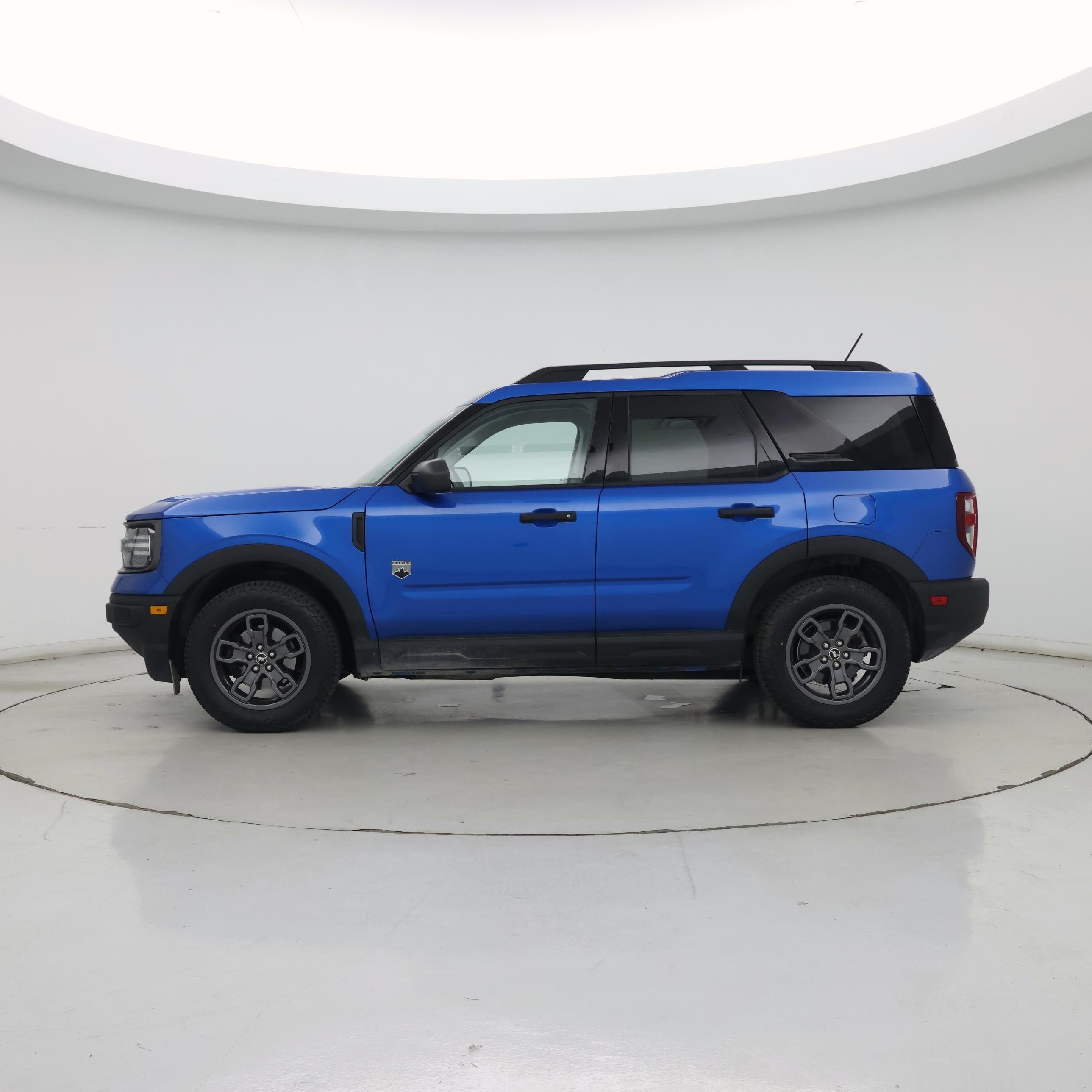 Thumbnail: 2022 Ford Bronco Sport - 3