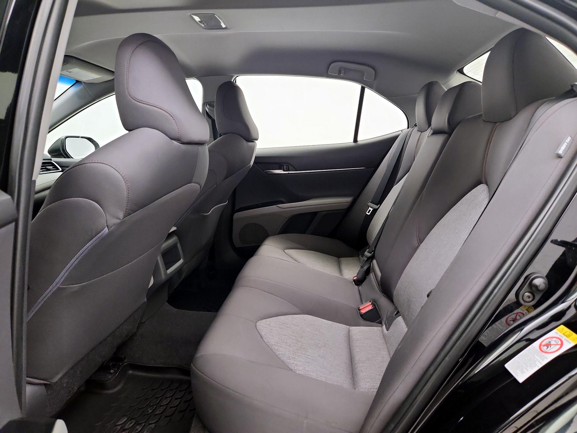 Thumbnail: 2018 Toyota Camry - 19