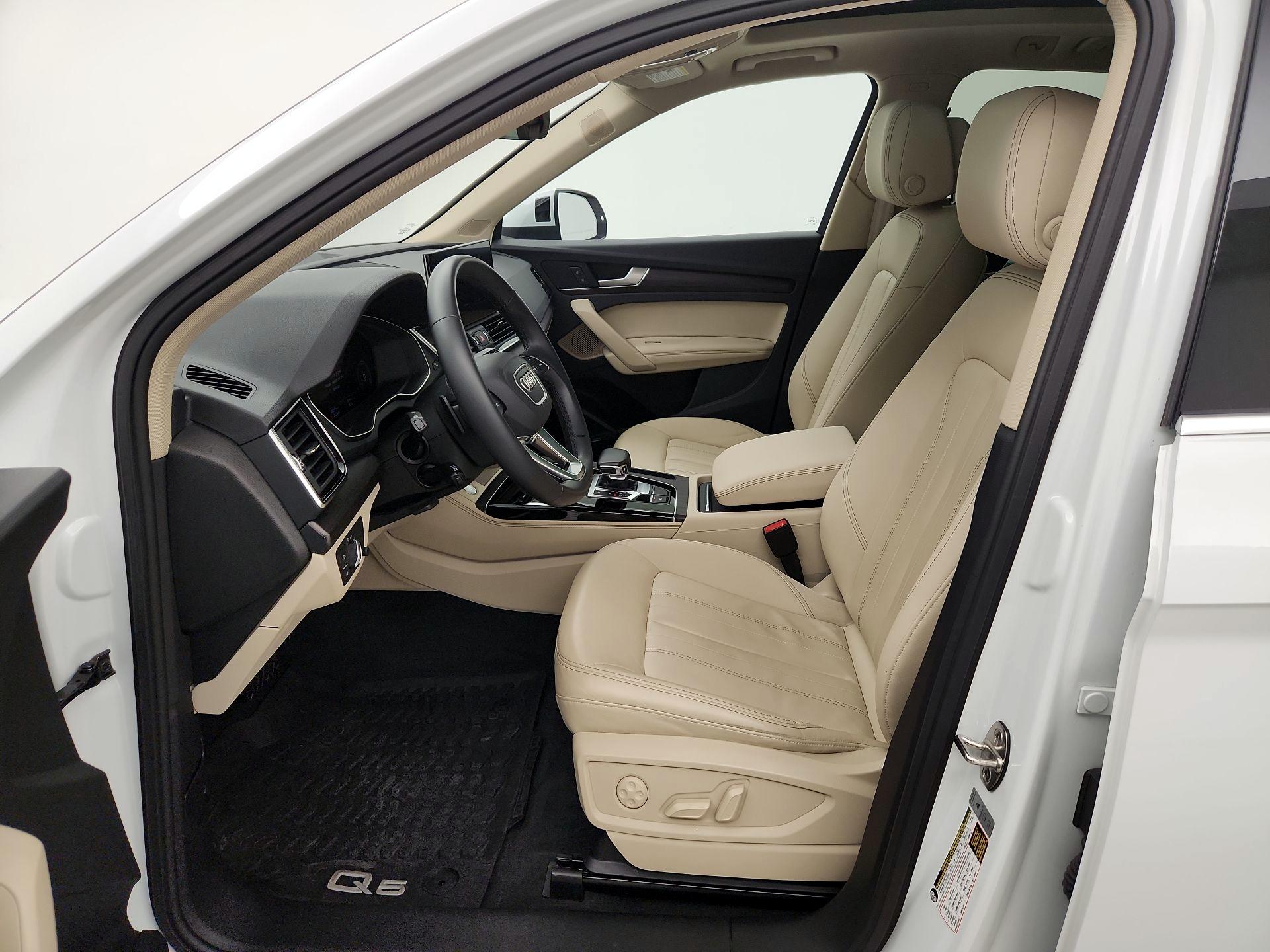 Thumbnail: 2021 Audi Q5 - 11