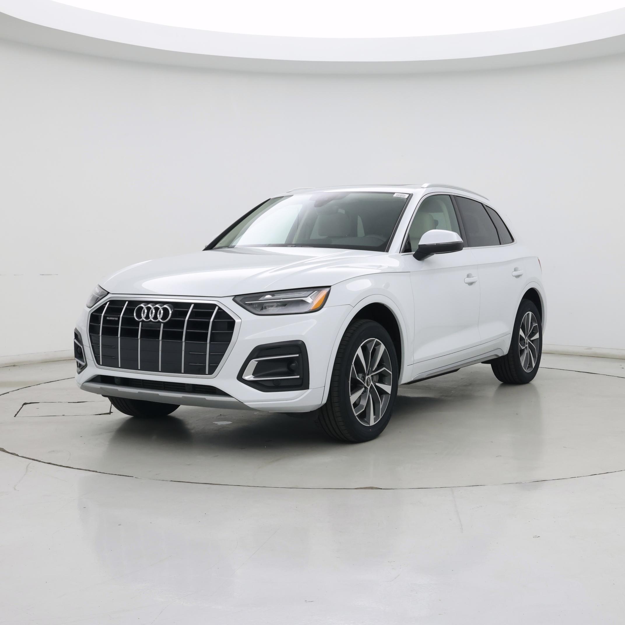Thumbnail: 2021 Audi Q5 - 4