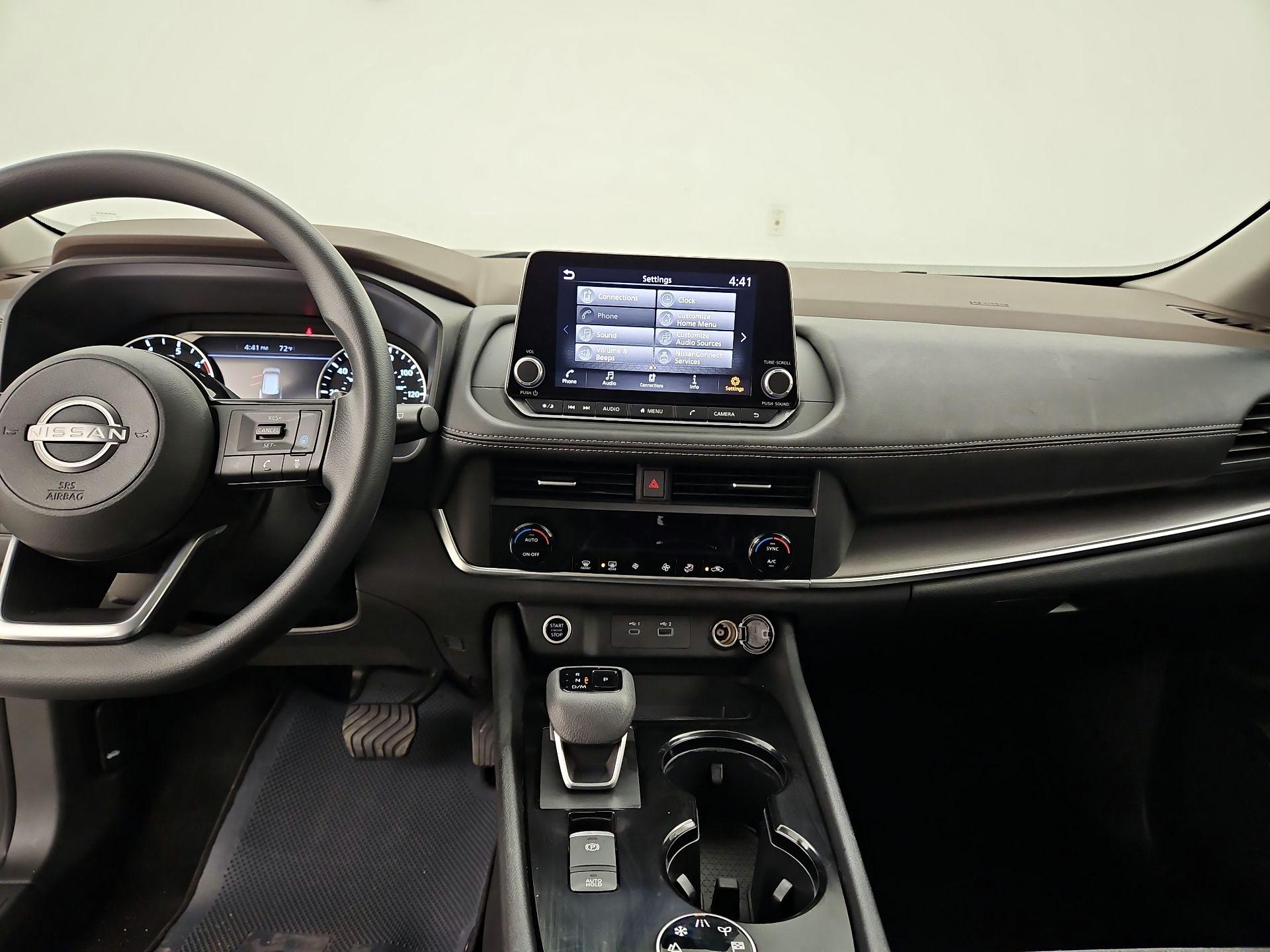 Thumbnail: 2023 Nissan Rogue - 9