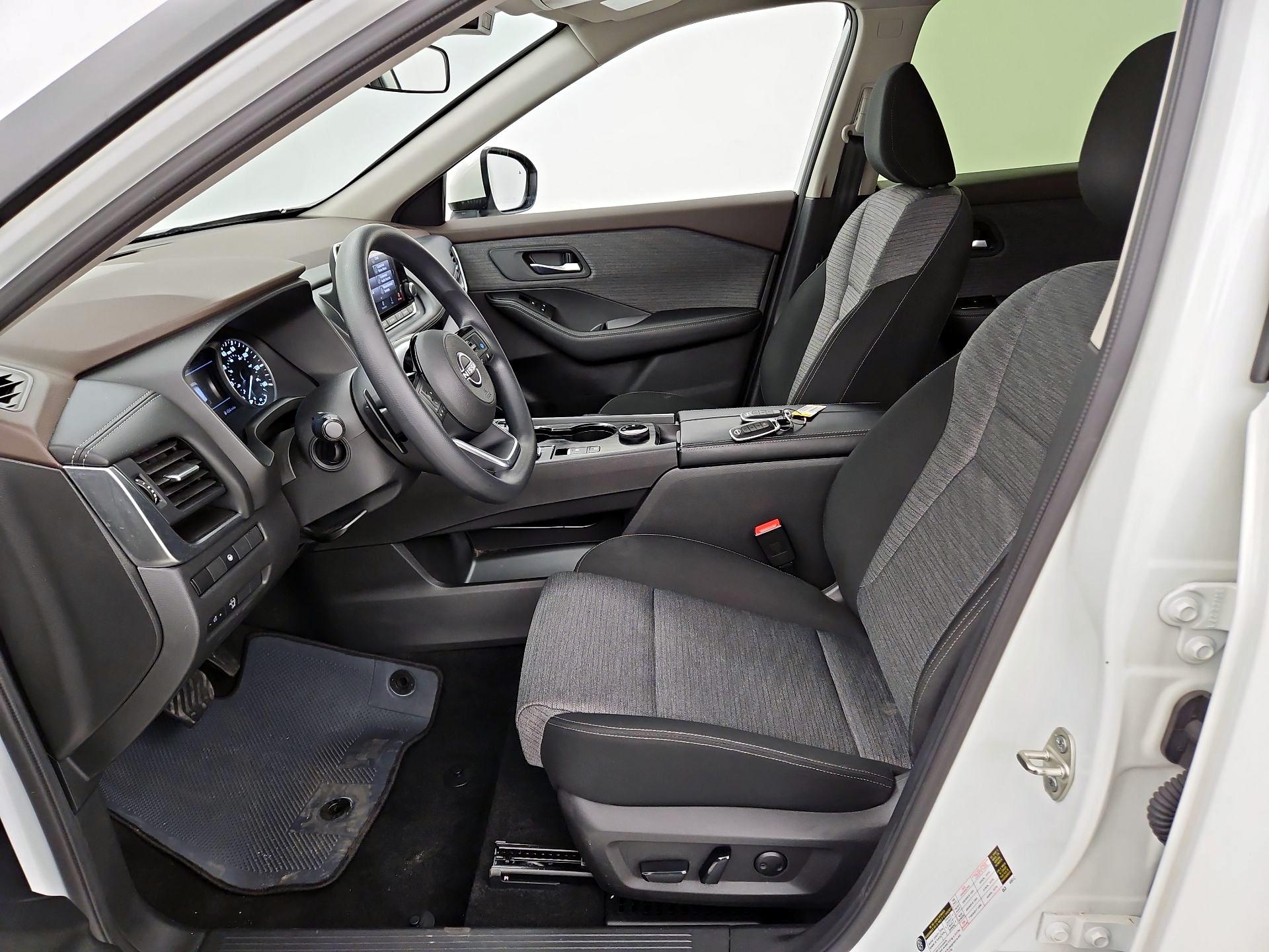 Thumbnail: 2023 Nissan Rogue - 11