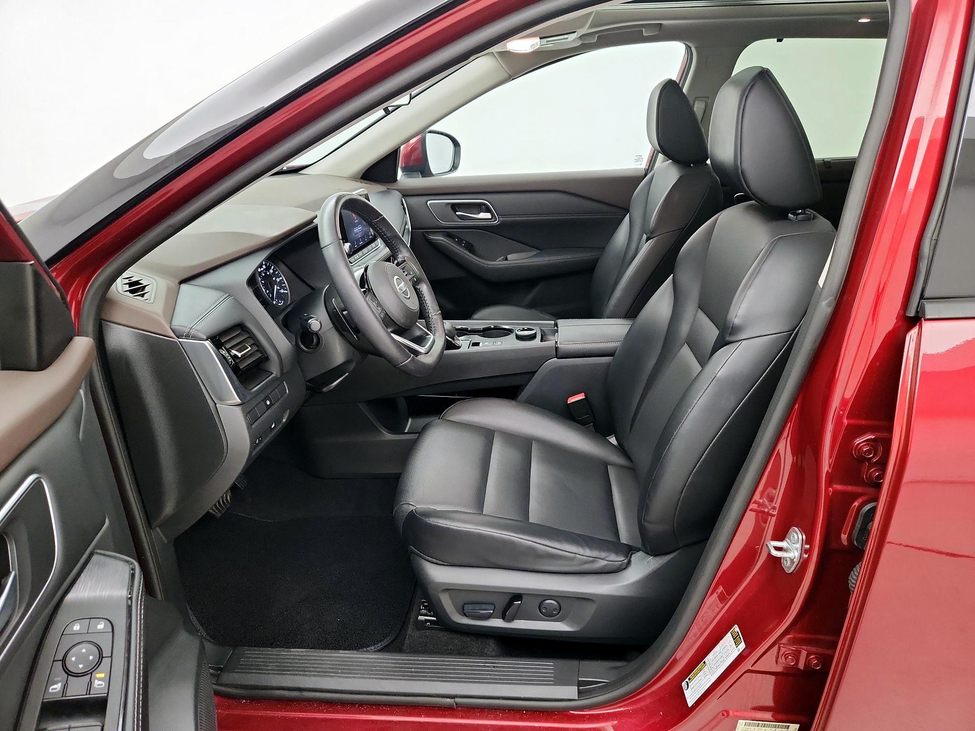 Thumbnail: 2021 Nissan Rogue - 11
