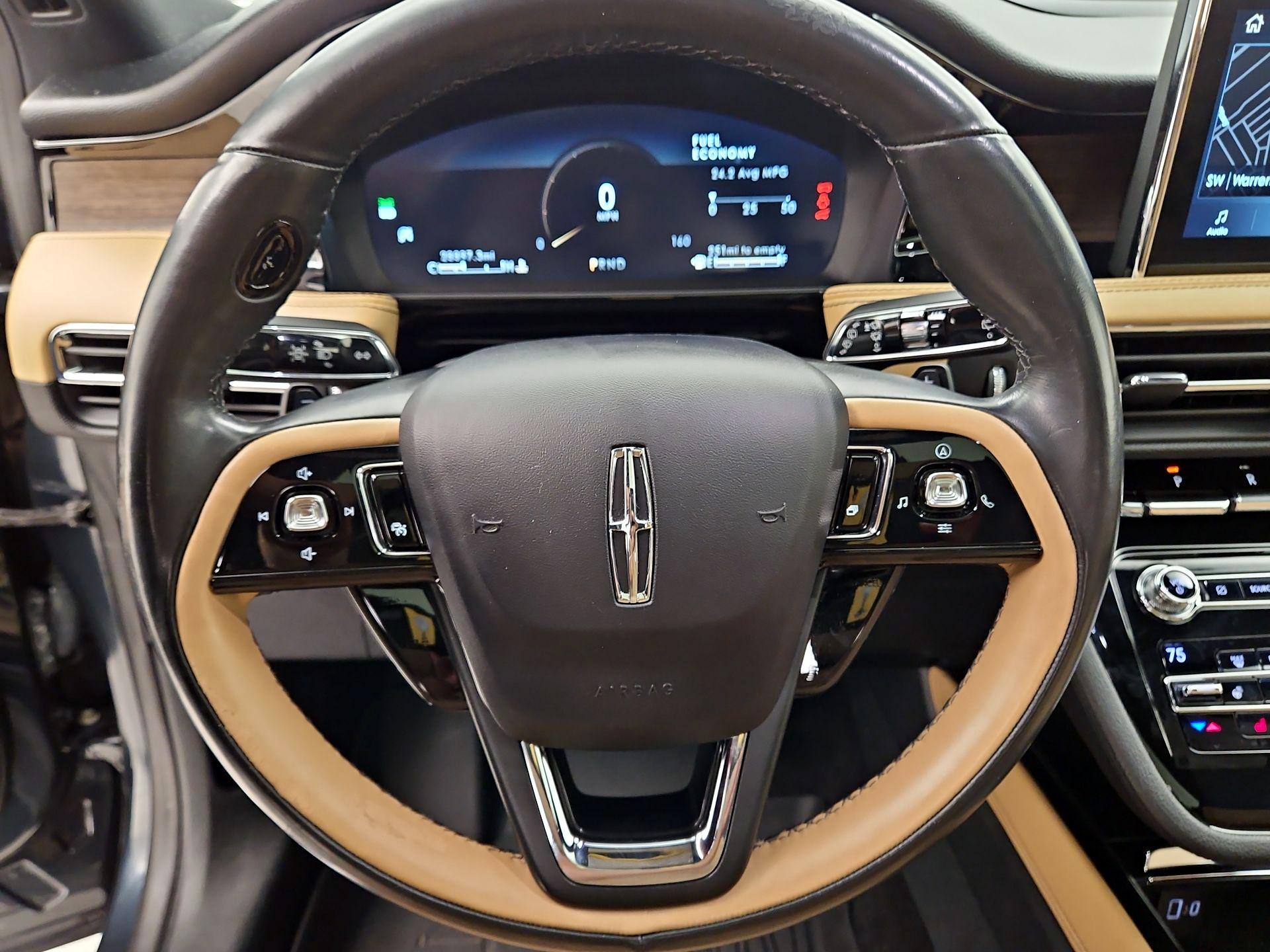 Thumbnail: 2020 Lincoln Corsair - 10