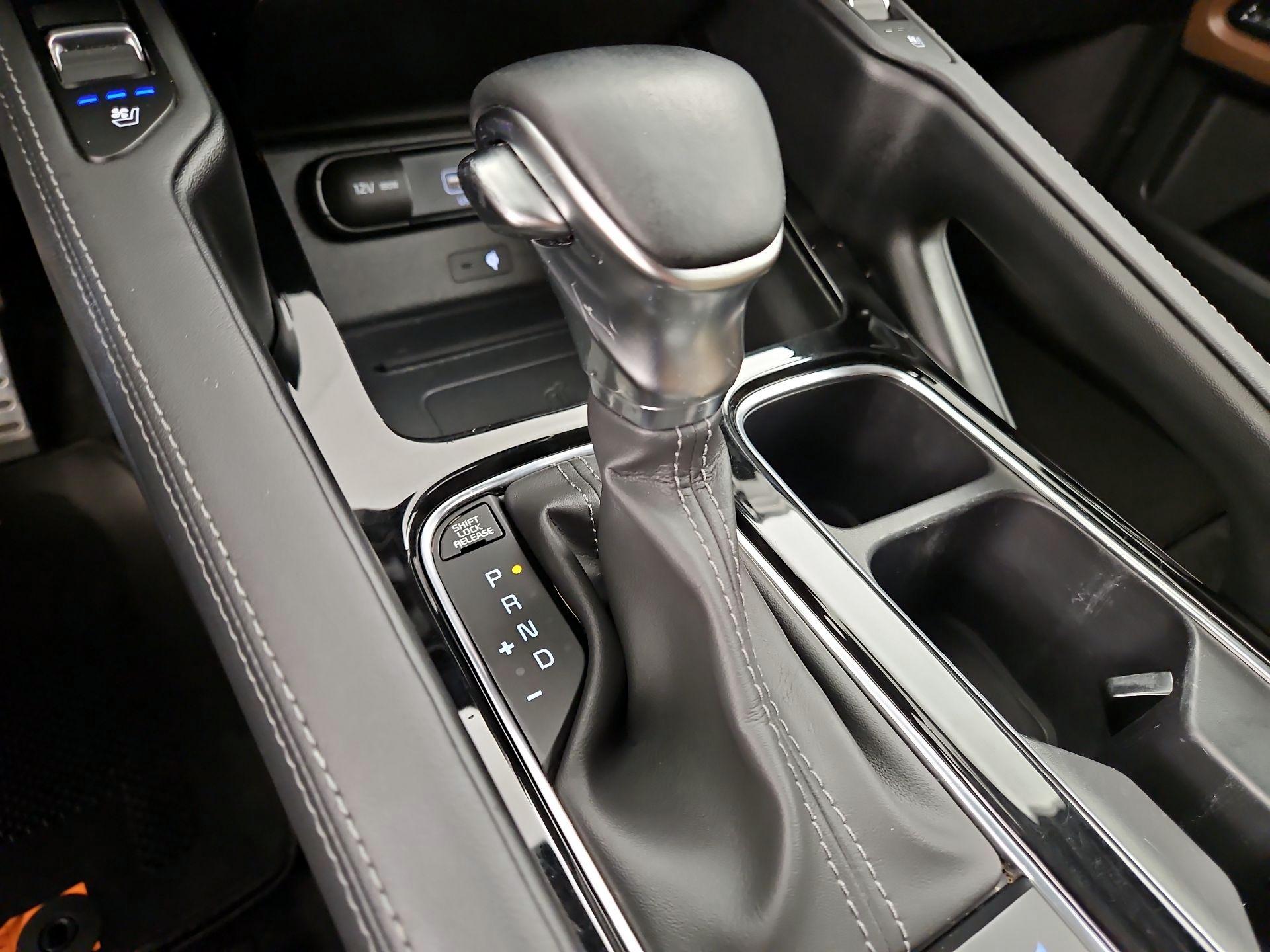 Thumbnail: 2022 Kia Telluride - 18