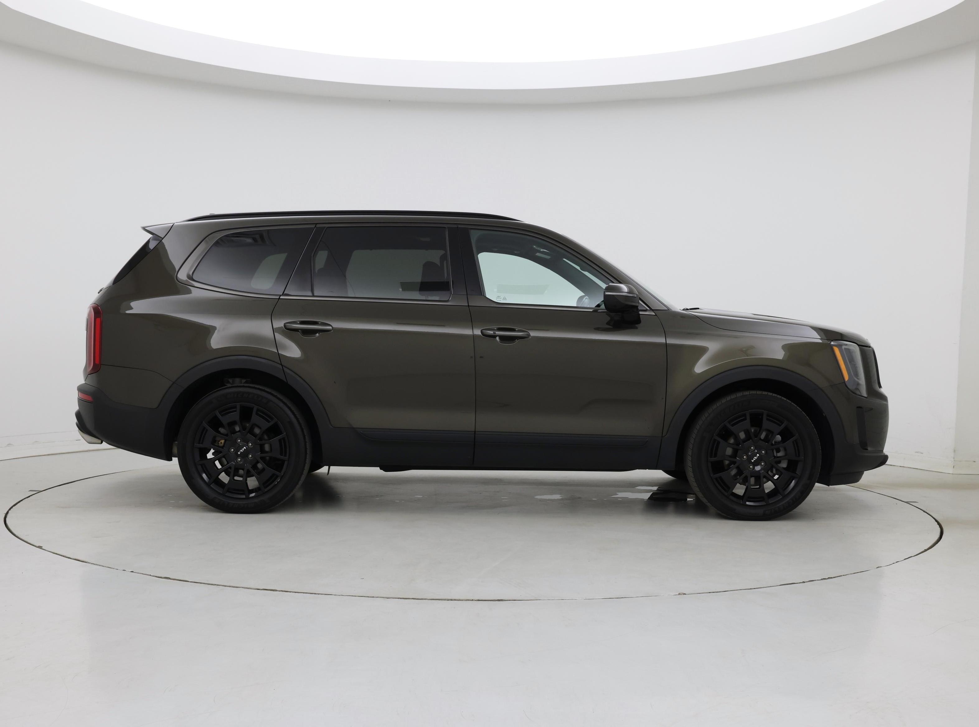 Thumbnail: 2022 Kia Telluride - 7