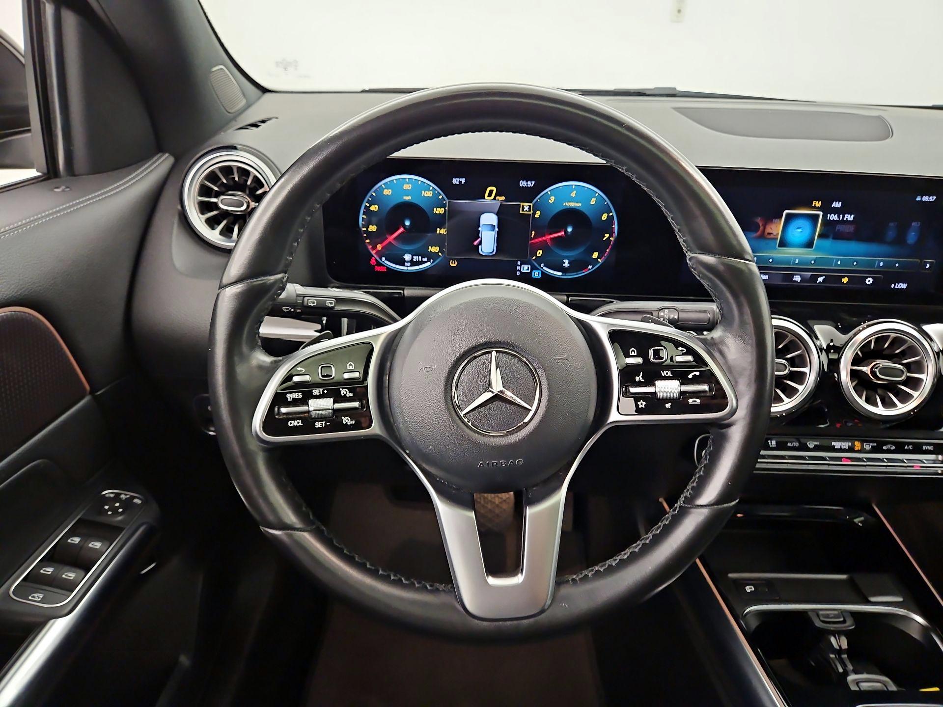 Thumbnail: 2022 Mercedes-Benz GLA - 10