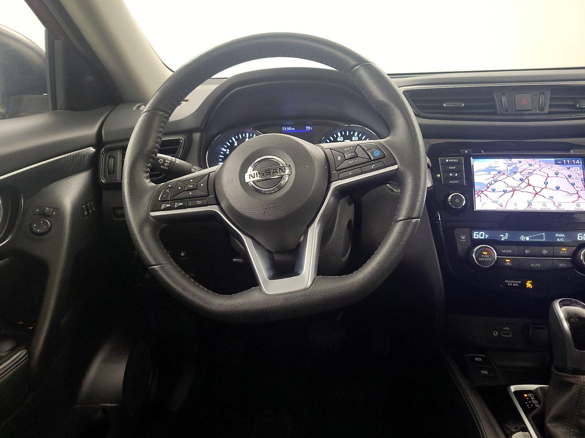 Thumbnail: 2020 Nissan Rogue - 10