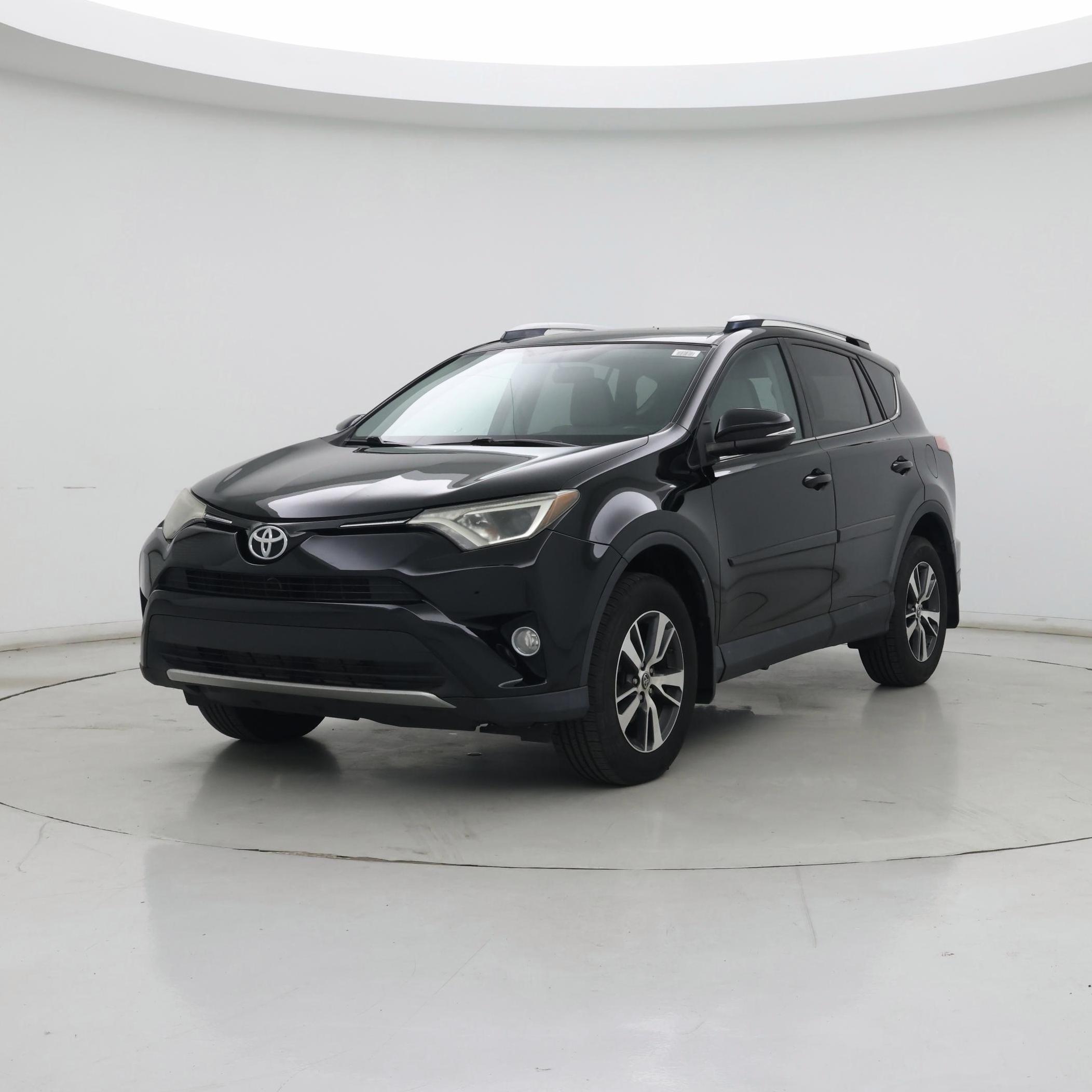 Thumbnail: 2016 Toyota RAV4 - 4