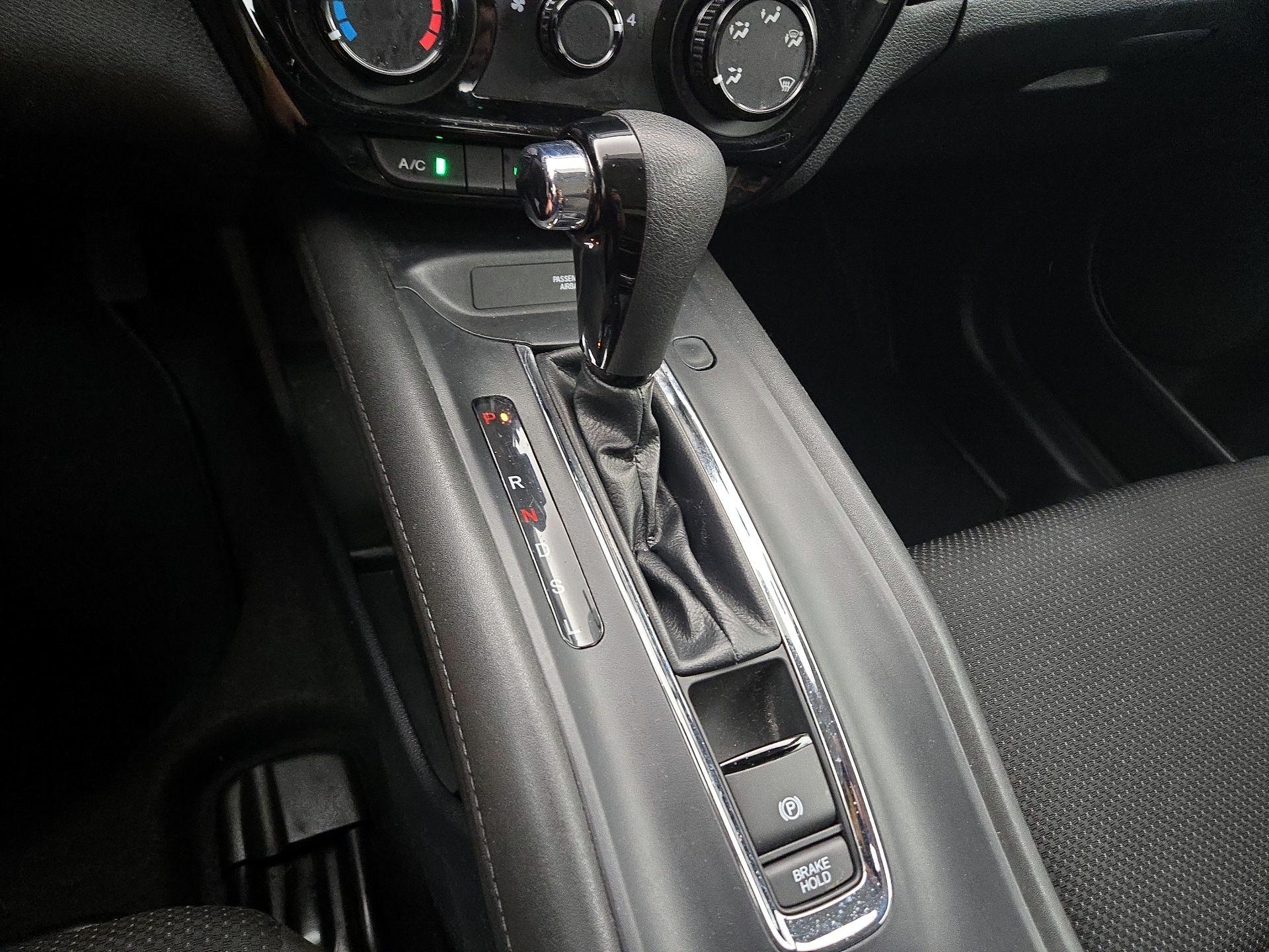 Thumbnail: 2021 Honda HR-V - 17