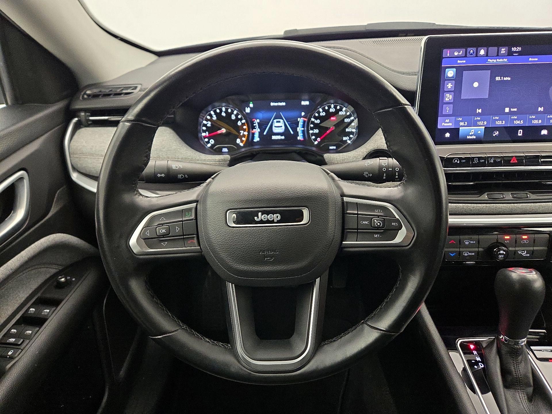 Thumbnail: 2022 Jeep Compass - 10