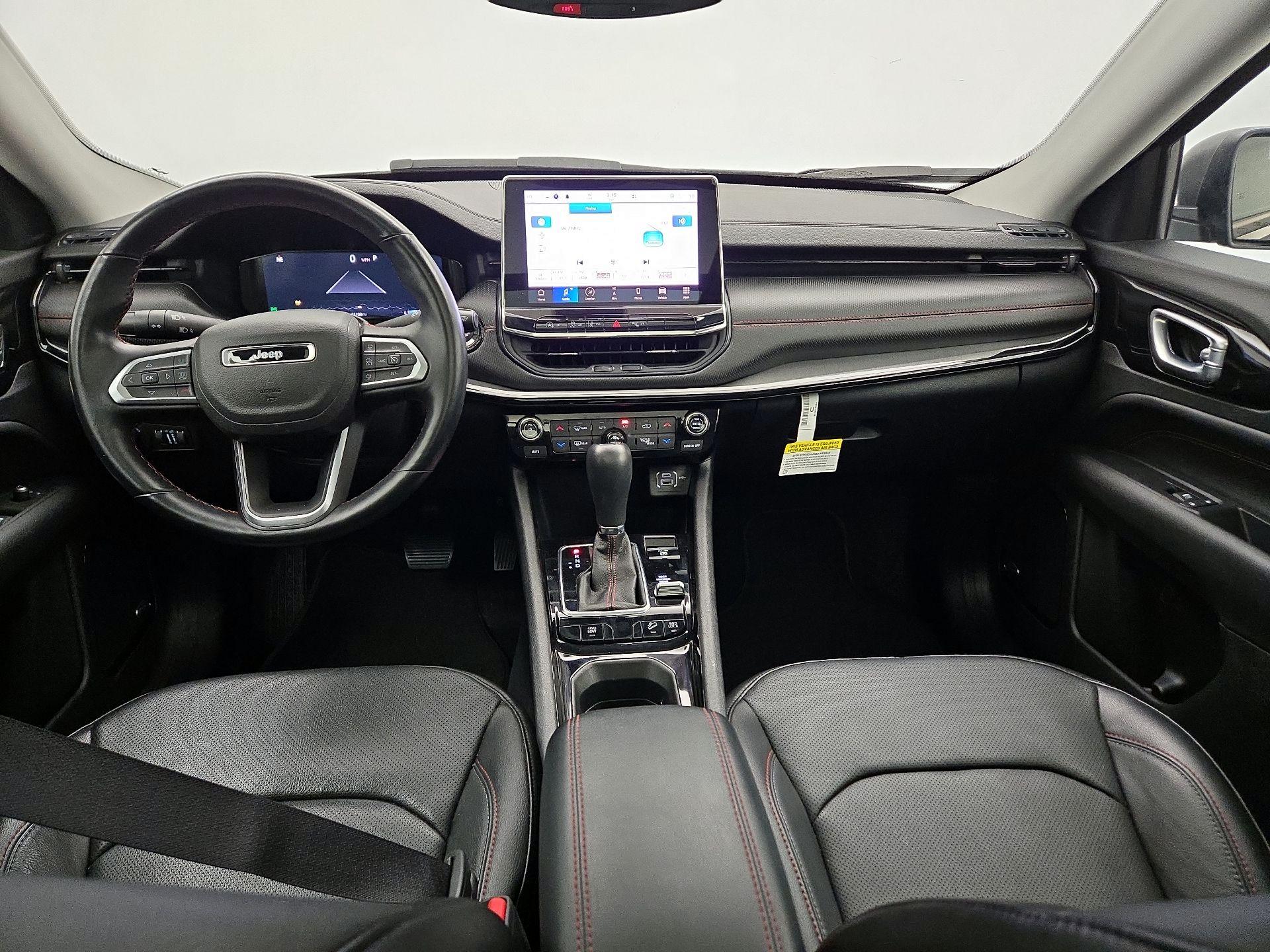 Thumbnail: 2022 Jeep Compass - 9