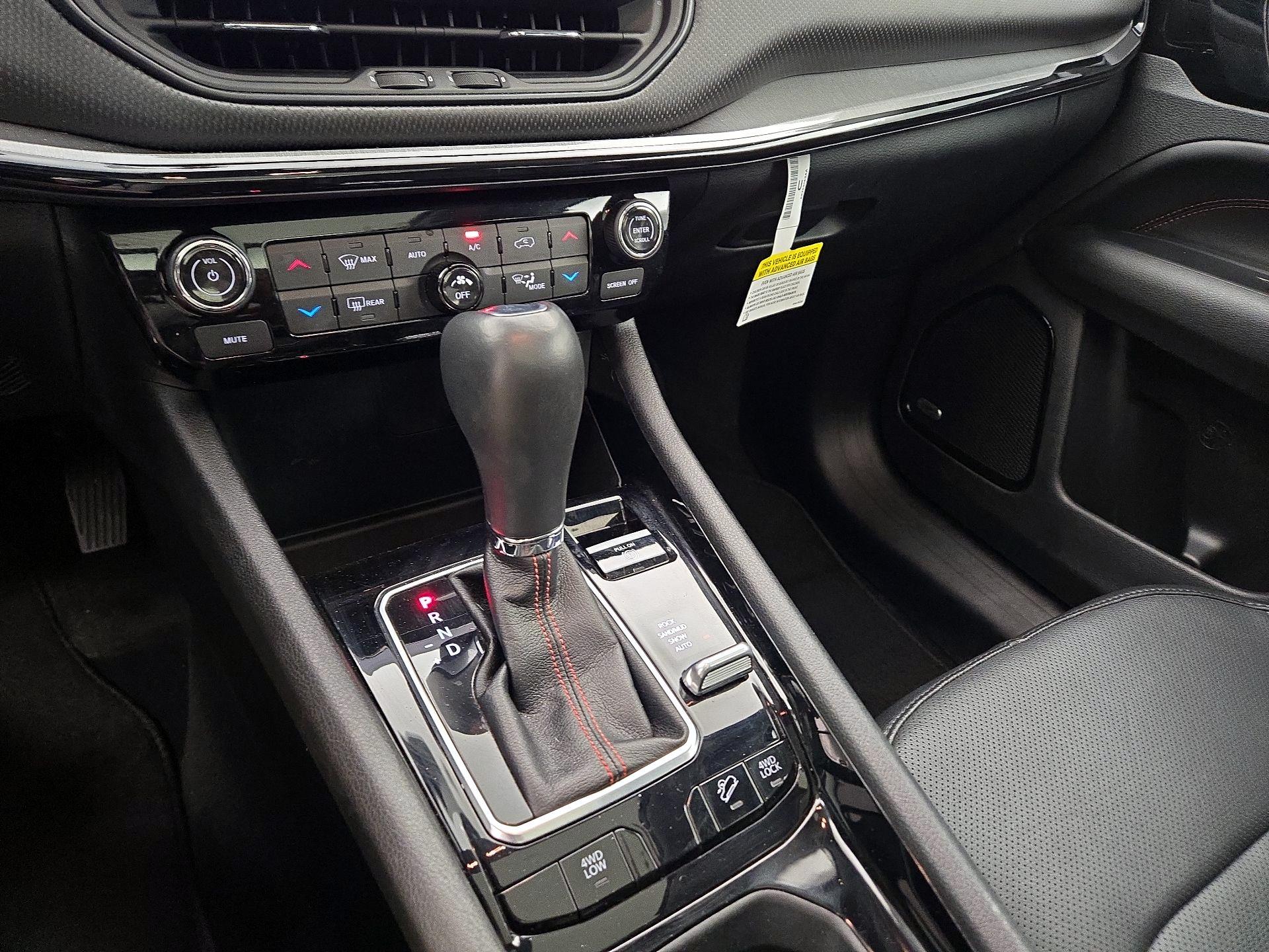 Thumbnail: 2022 Jeep Compass - 18