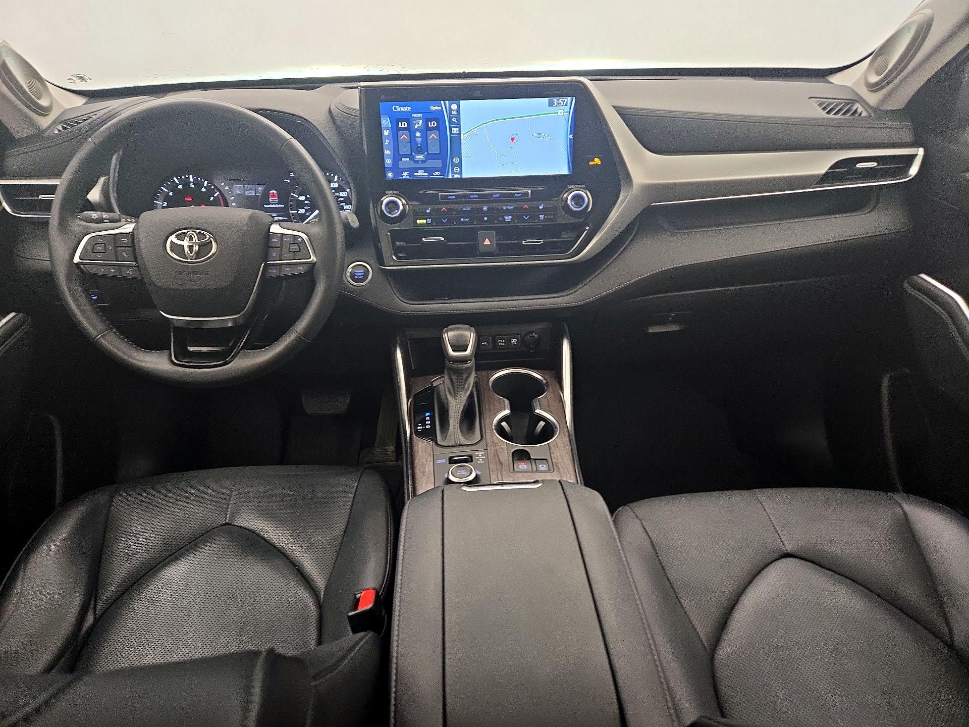 Thumbnail: 2021 Toyota Highlander - 9