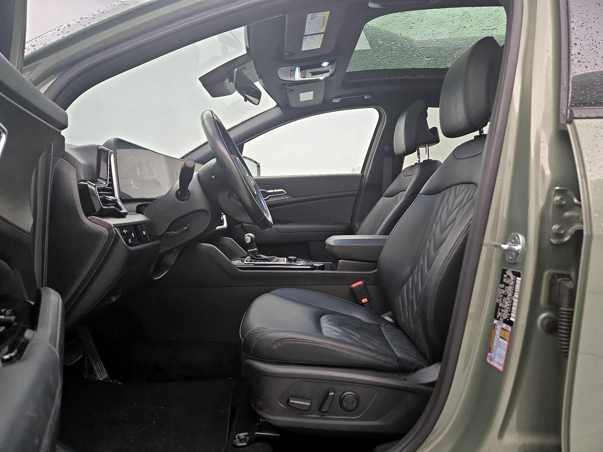 Thumbnail: 2023 Kia Sportage - 11