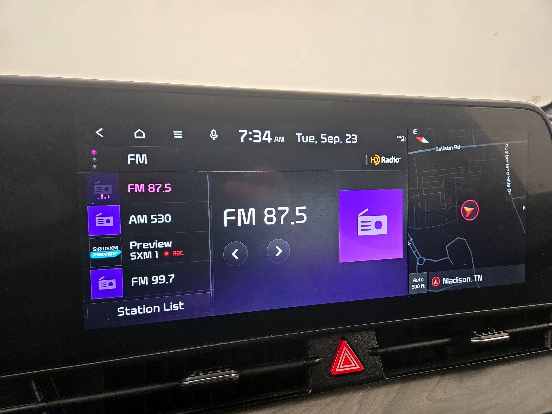 Thumbnail: 2023 Kia Sportage - 16