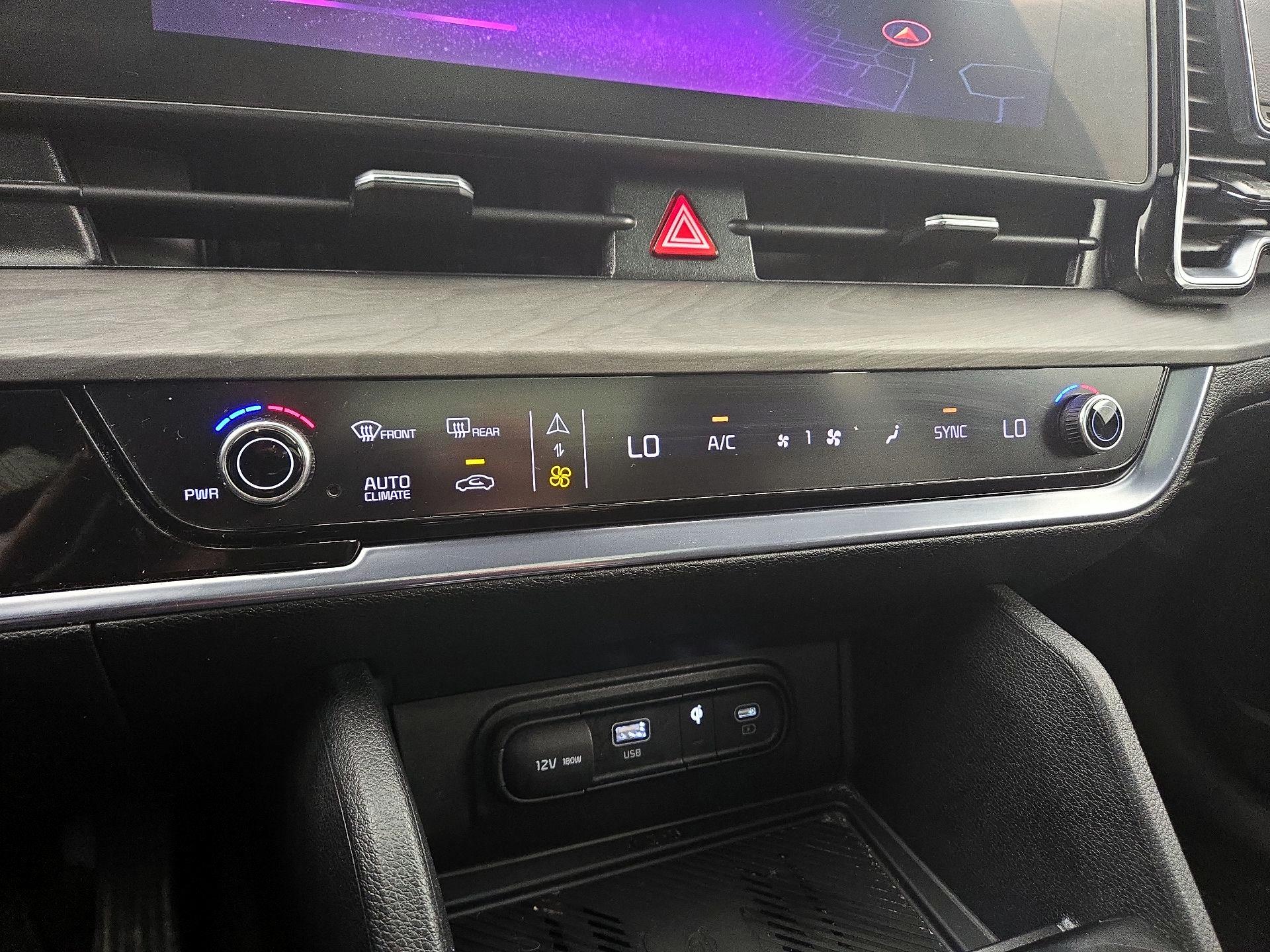 Thumbnail: 2023 Kia Sportage - 17