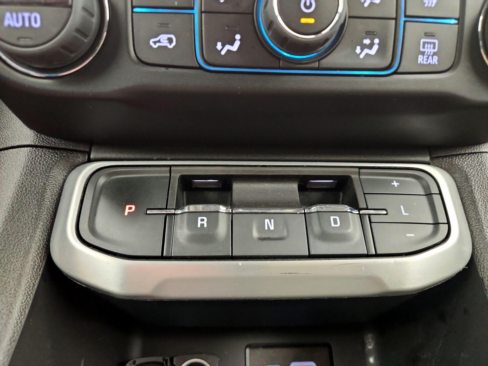 Thumbnail: 2023 GMC Acadia - 17